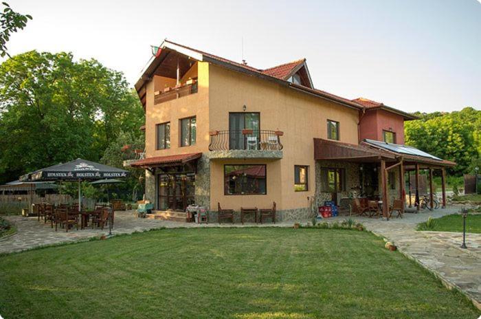 Guest House 