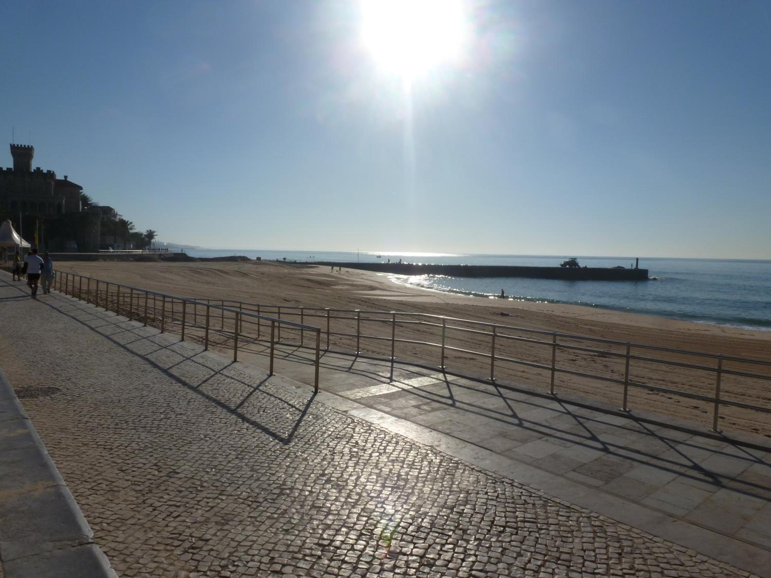 Cascais-Estoril BEACHFRONT Apartments view 2
