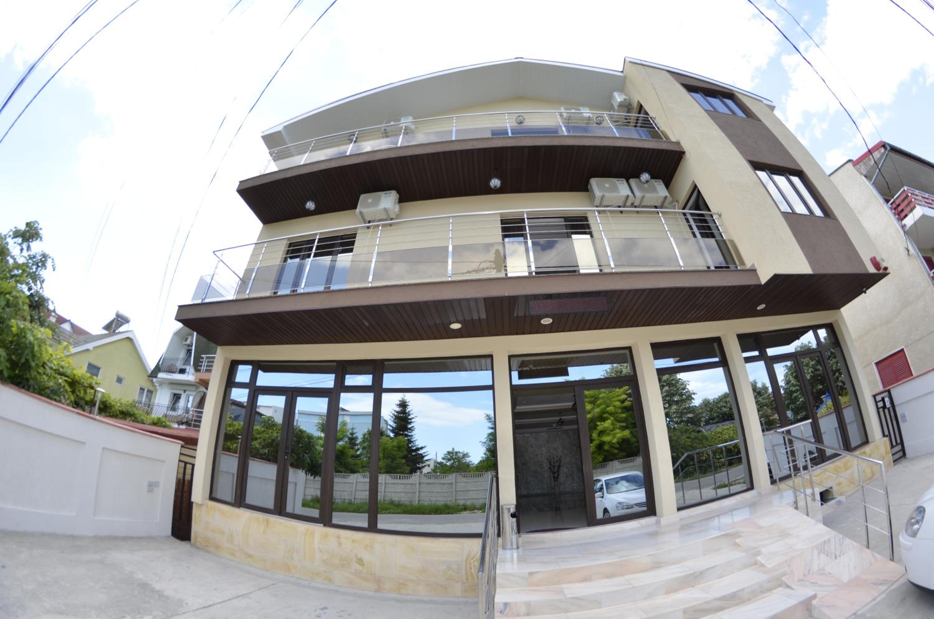 Hotel Razvan Holiday - Image 1