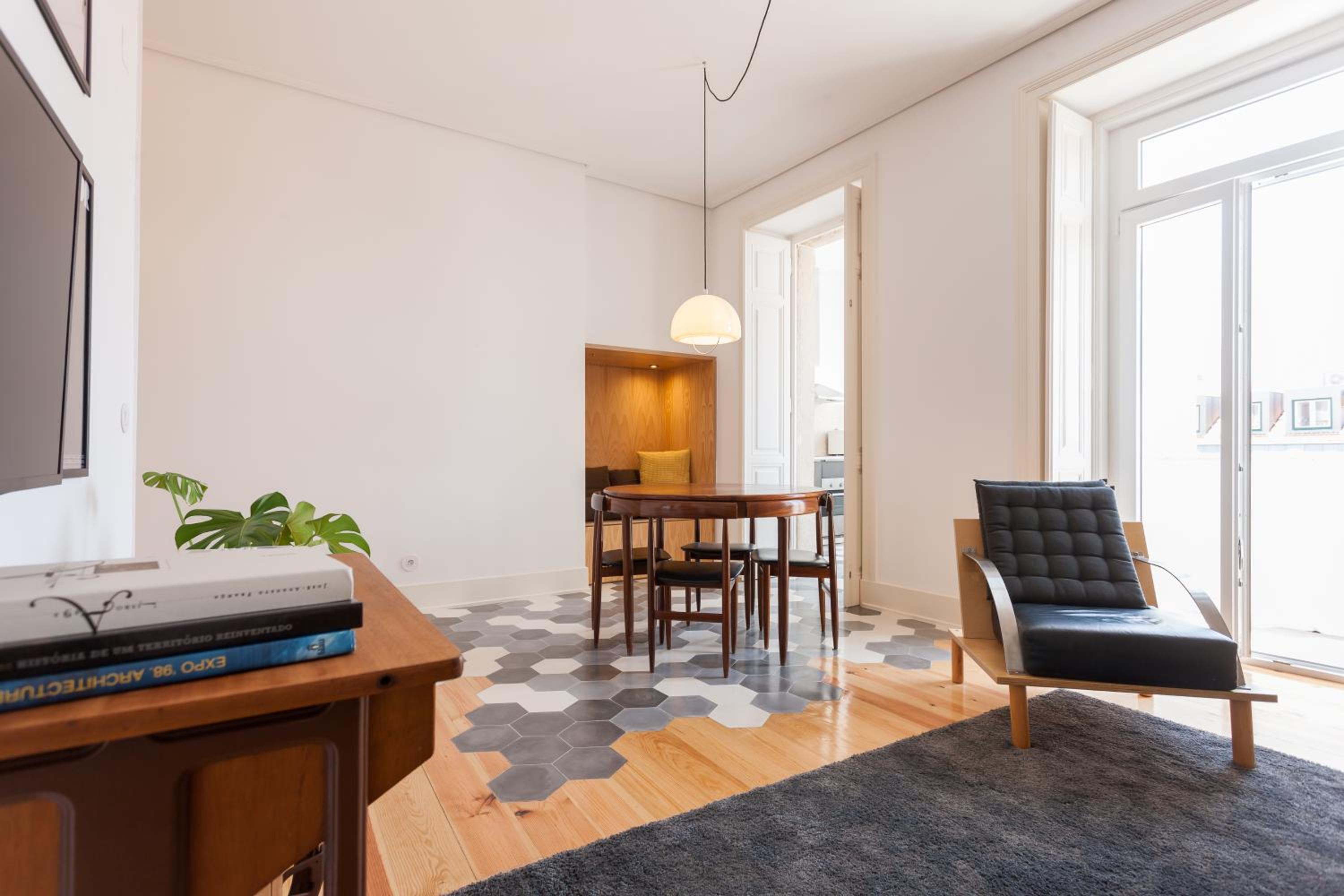 FLH Bica Modern Flat with View view 4