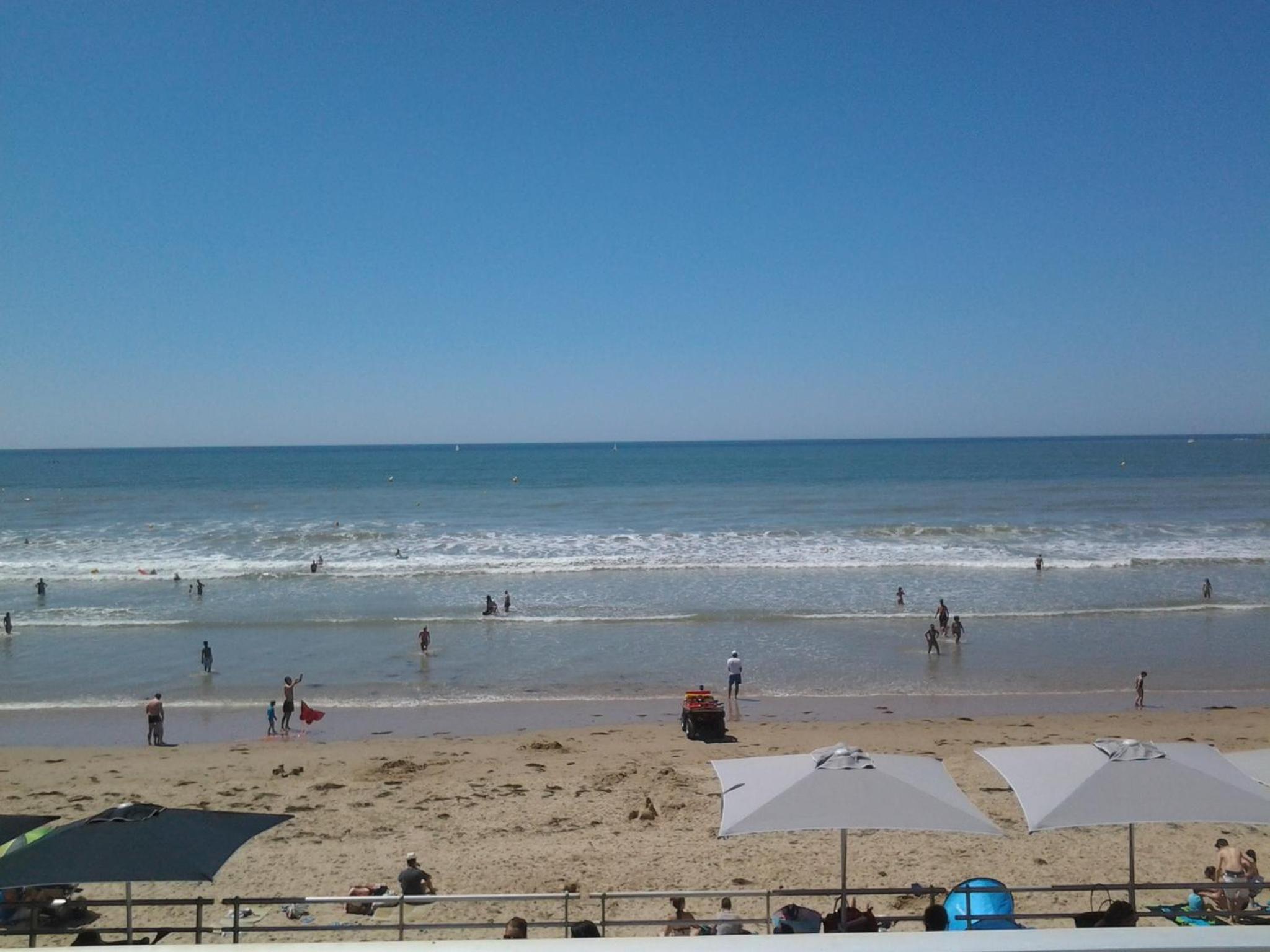 Résidence La Garenne à La Grande Plage, vue mer, piscine et parking privé, 6 personnes