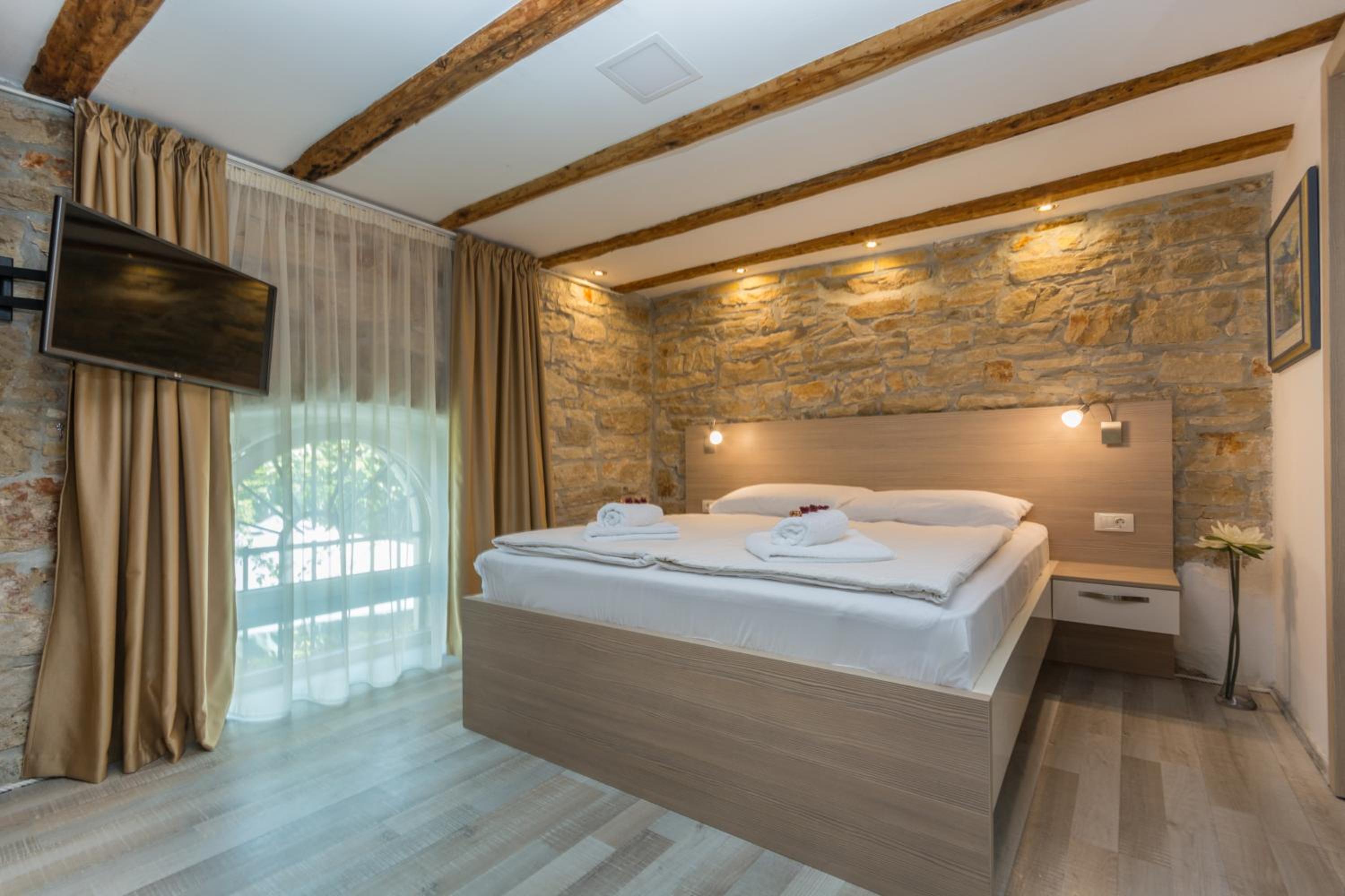 Minella Residence