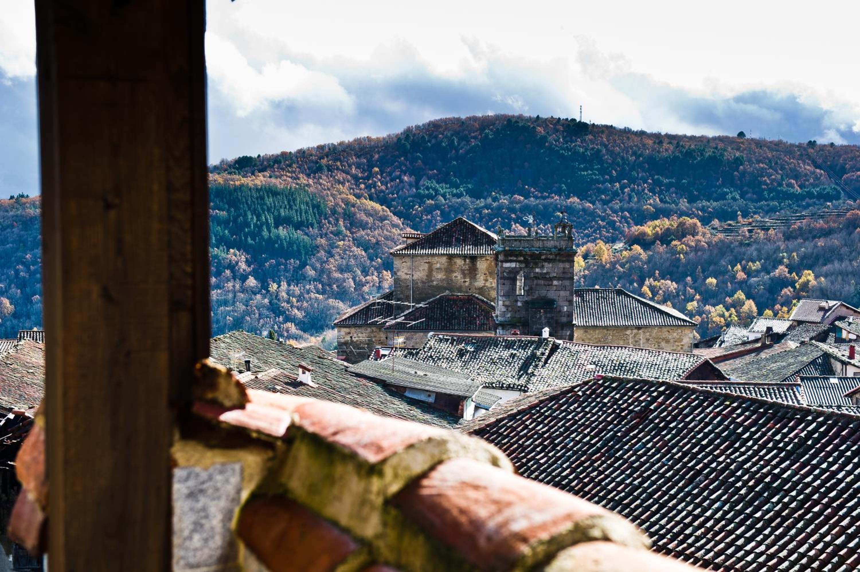 Casa del Herrero view 4