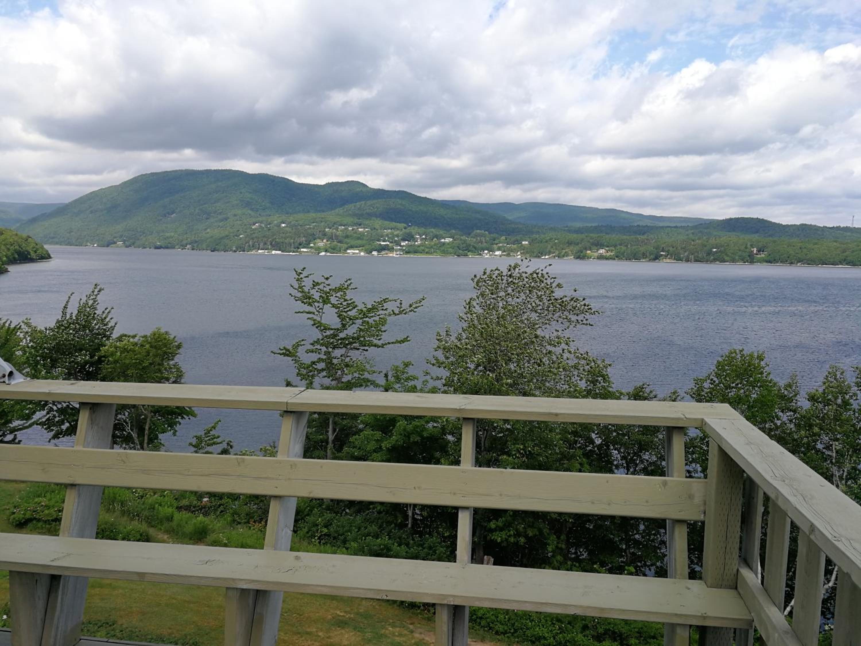 Knotty Pine Cottages, Suites & Motel Rooms