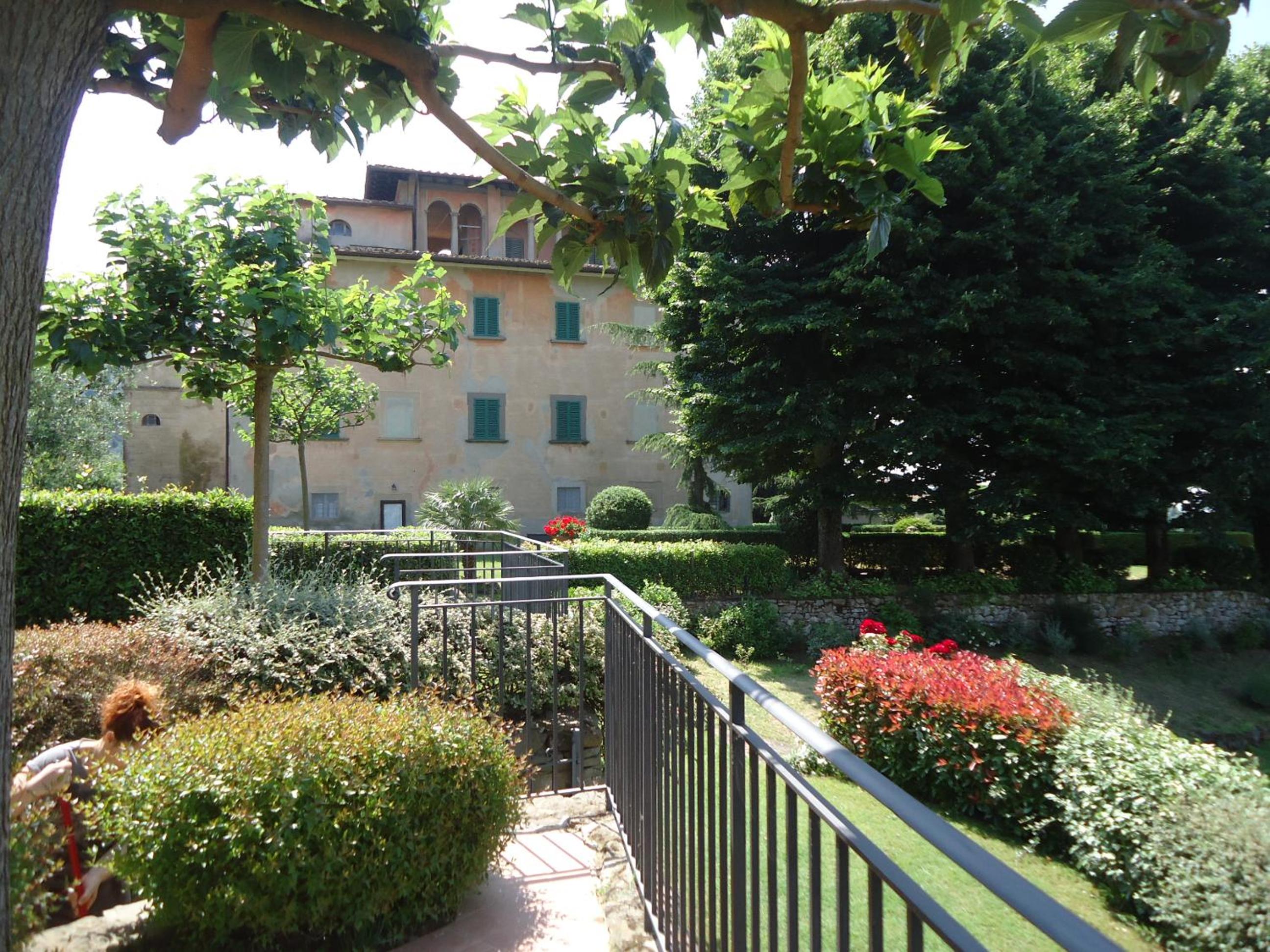 Photo 44