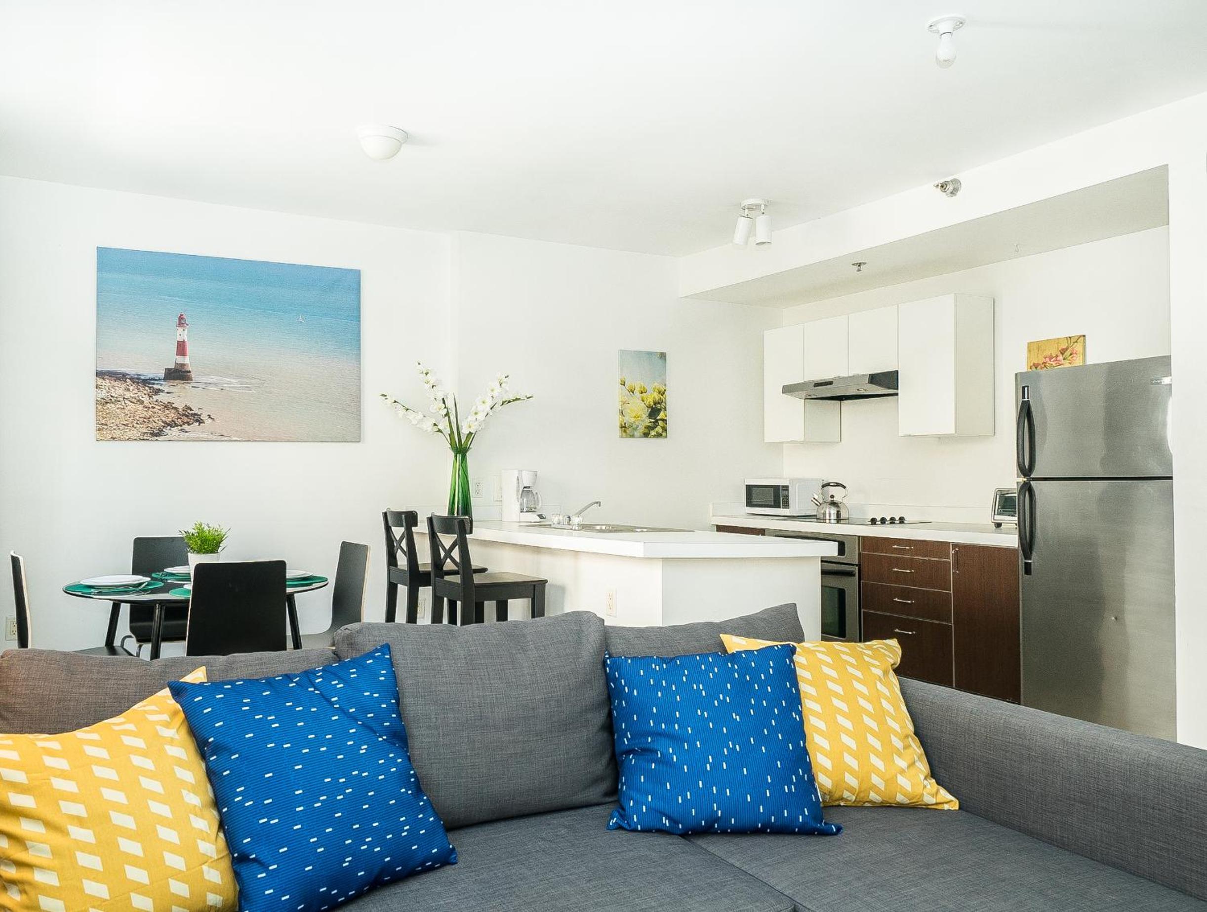Sage on Ocean Drive Apartments view 2