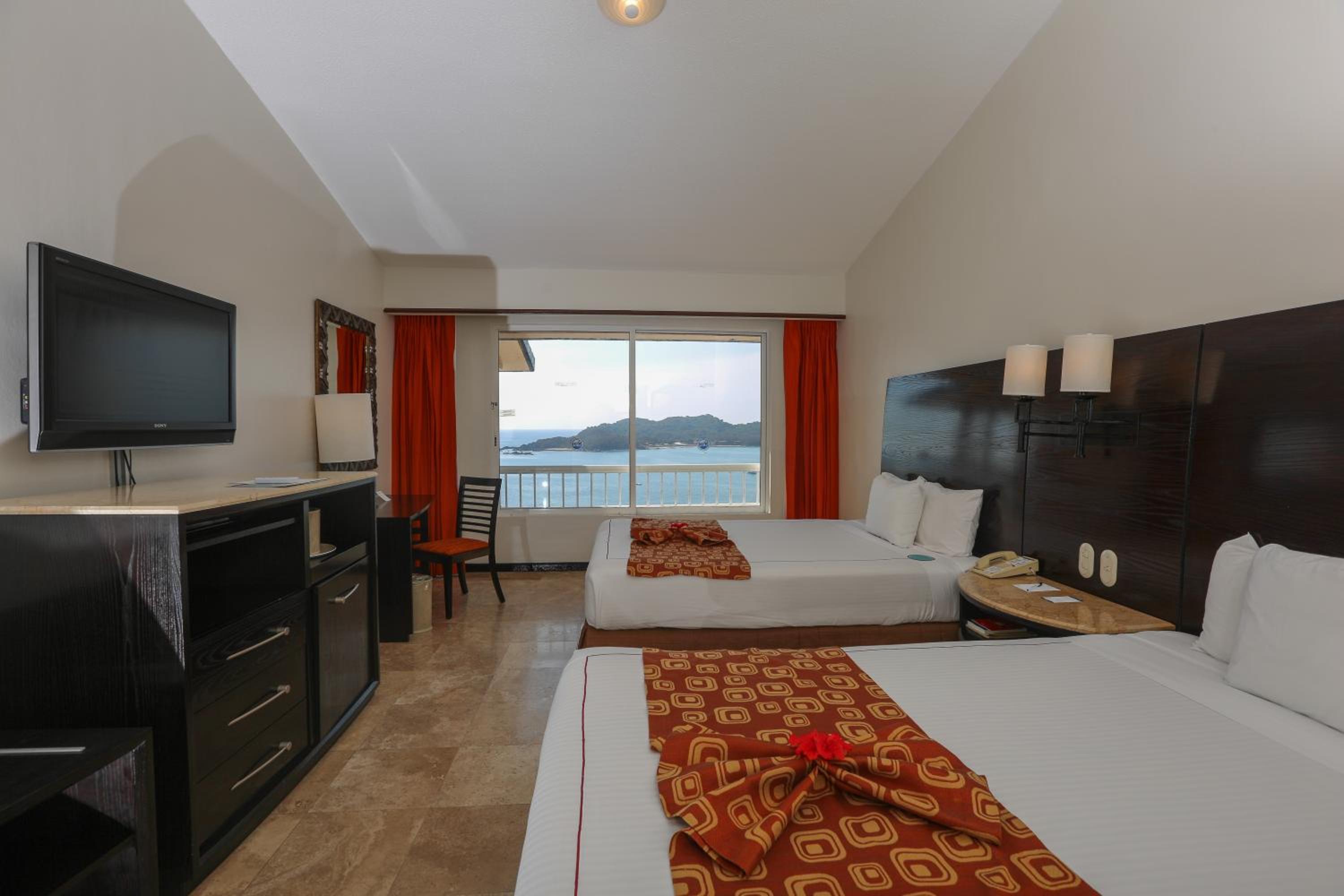 Ixtapa-Zihuatanejo Vacations - Azul Ixtapa All Inclusive Resort - Property Image 2