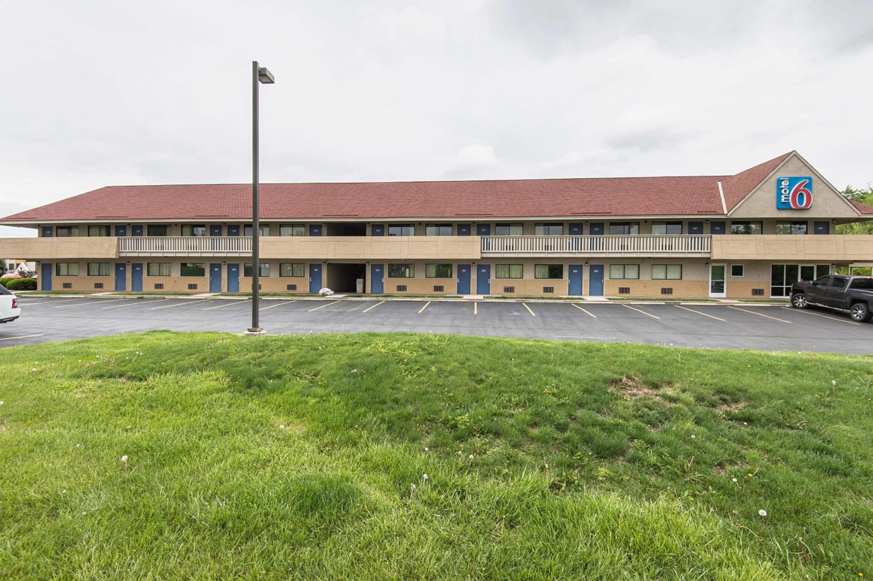 Motel 6-Overland Park, KS - Property Image 24