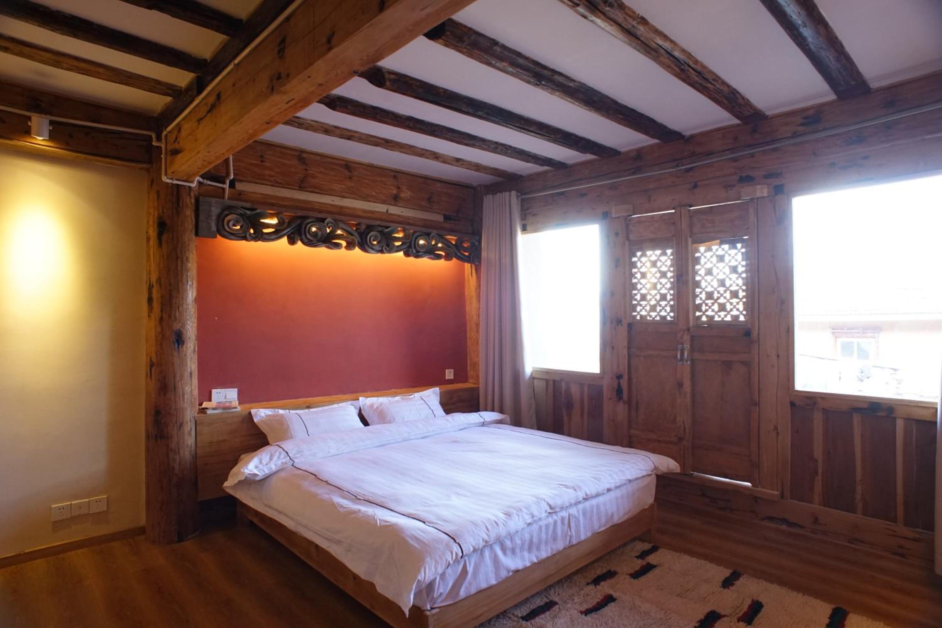 Courtyard Shangri-la 藏舍小院