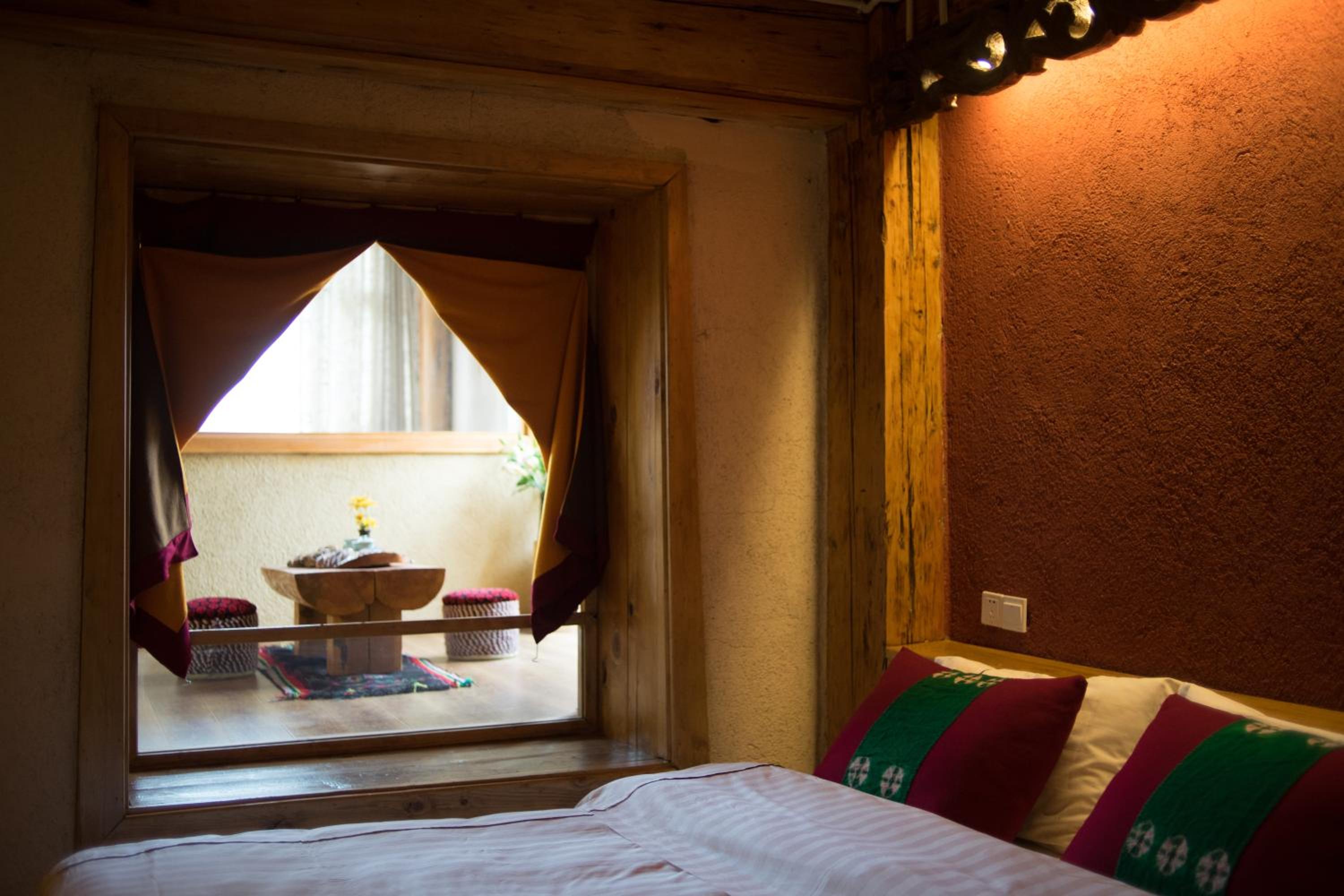 Courtyard Shangri-la 藏舍小院