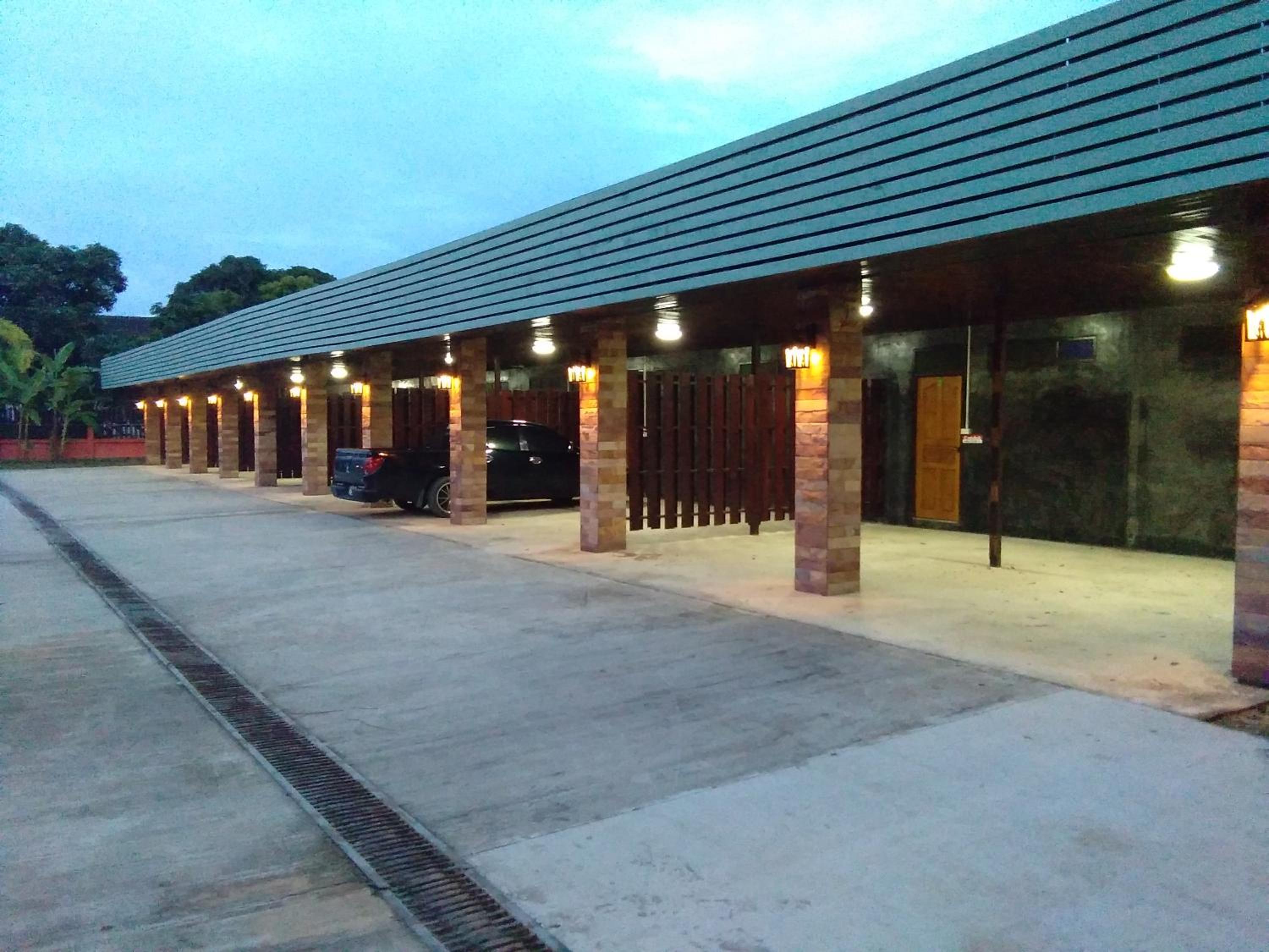 Pooma Resort
