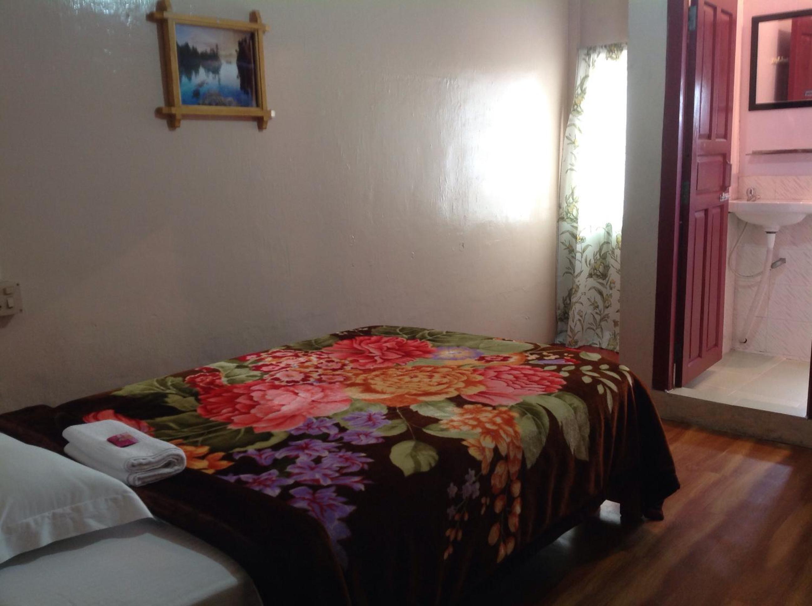 Photo 6