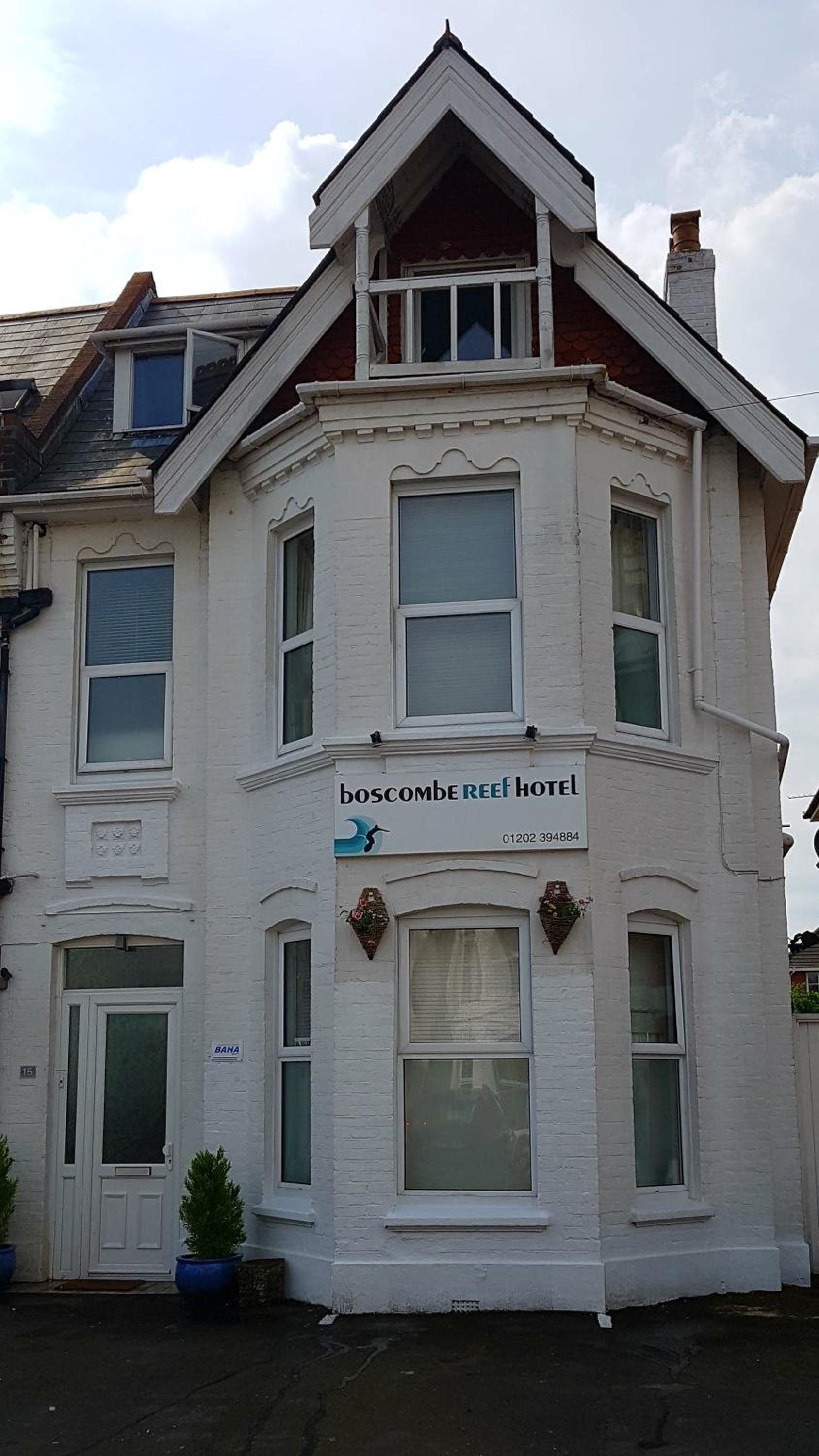 Boscombe Reef Hotel