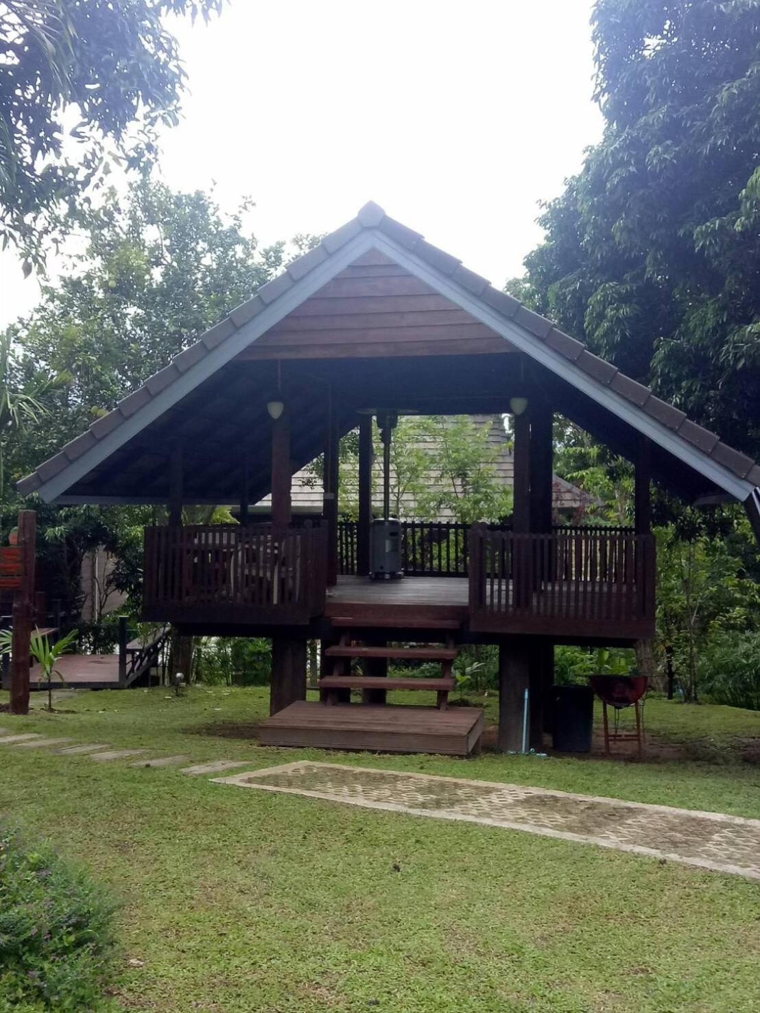 Buraphat Resort
