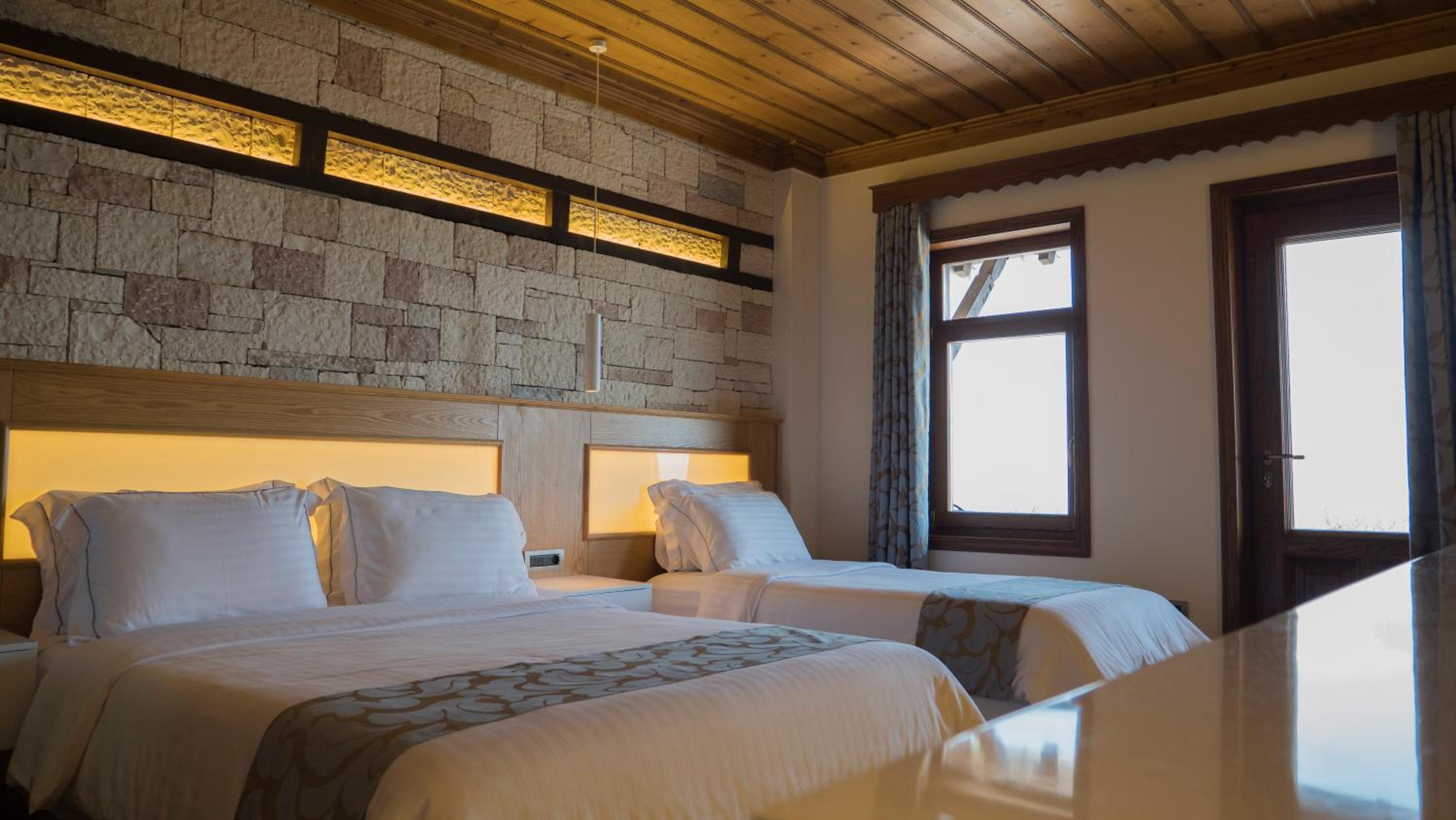 KERCULLA Resort