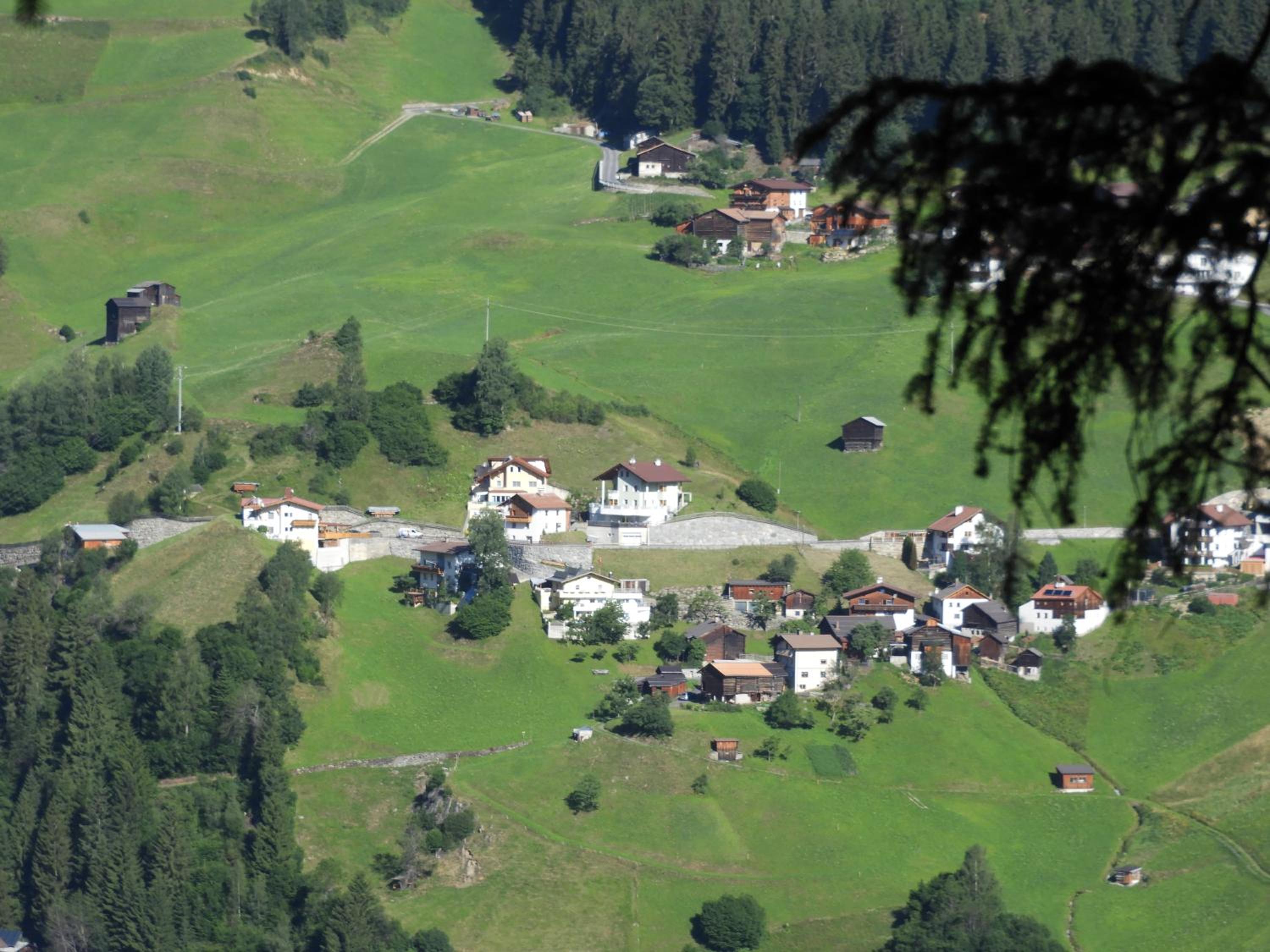 Photo 7