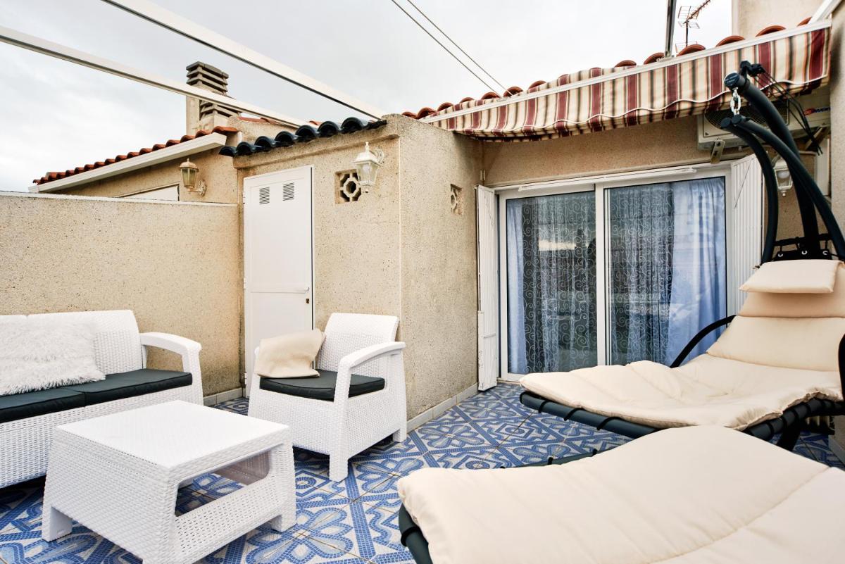 Lenas Apartments Radio Murcia view 2