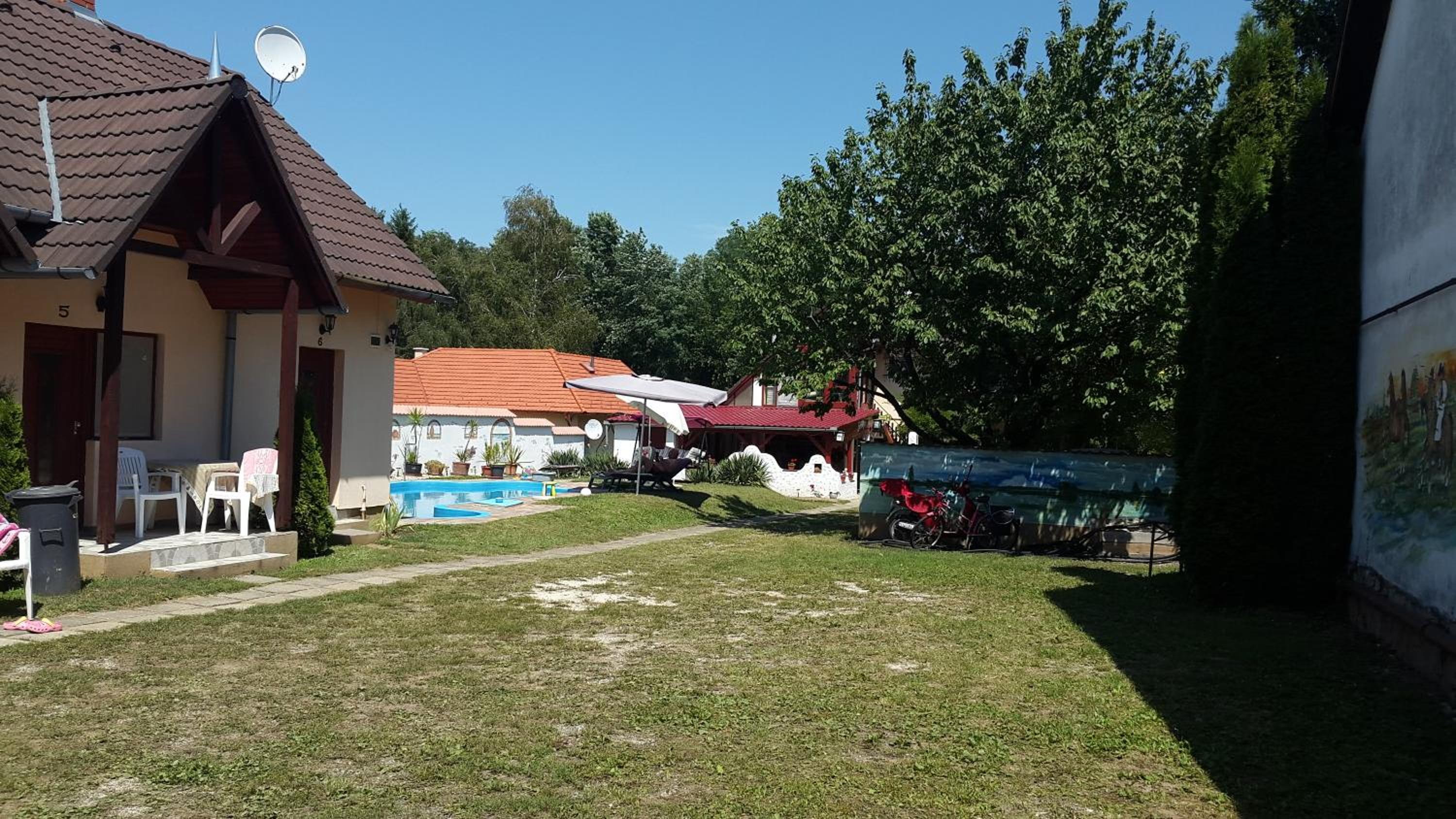 Photo 13