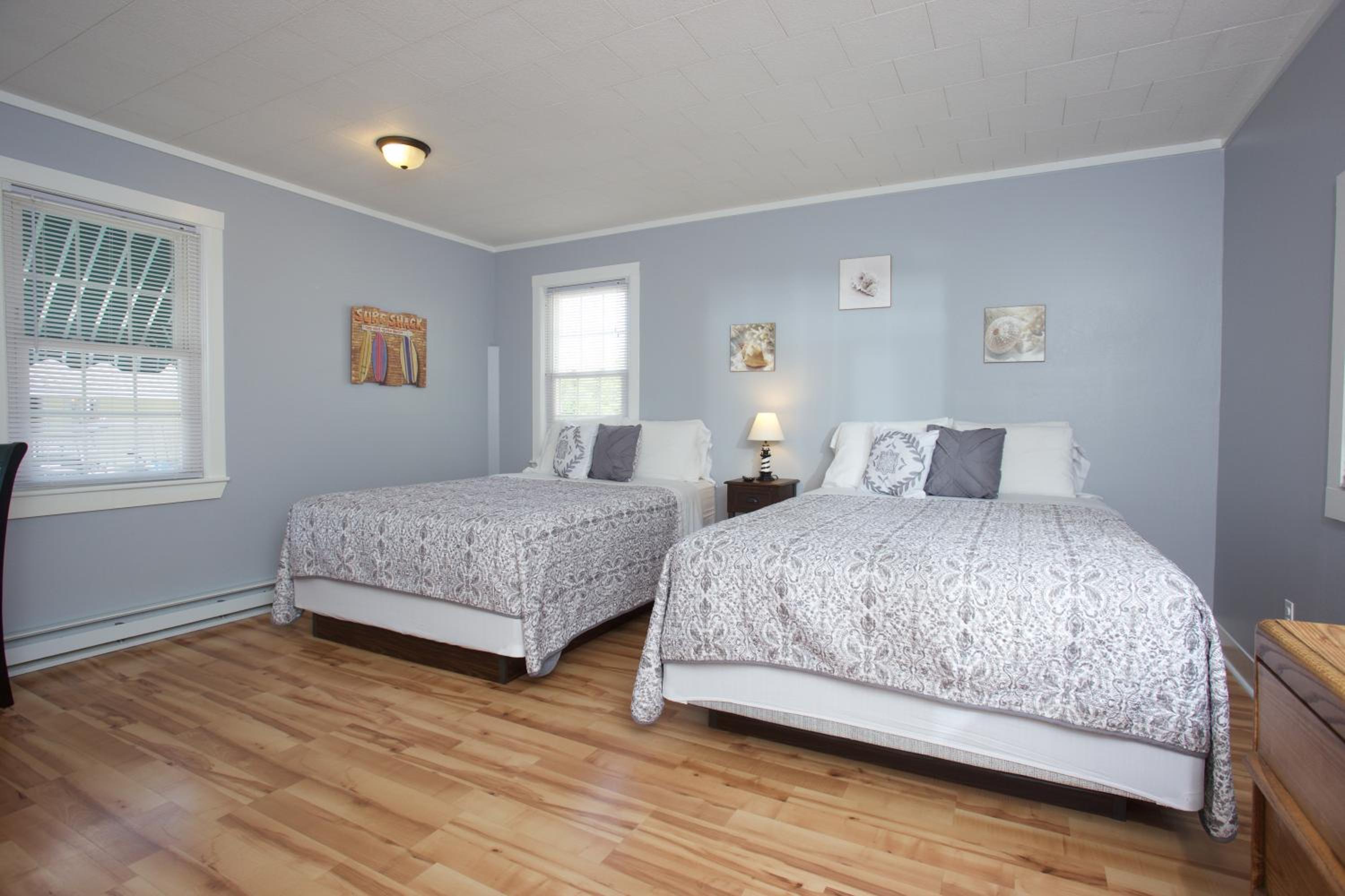Drake's Island Resort Cottages - Property Image 28