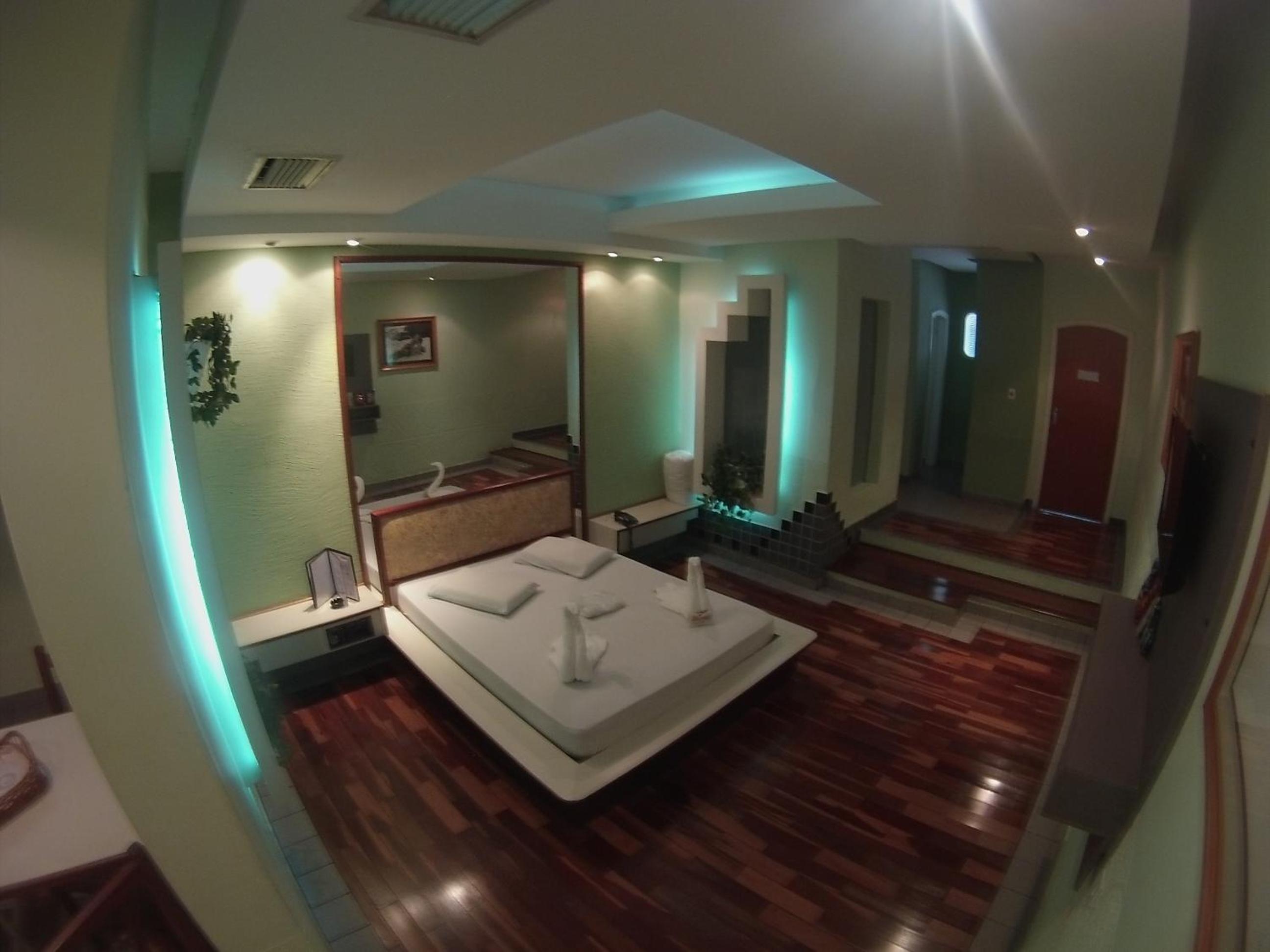 Flamboyant Hotel