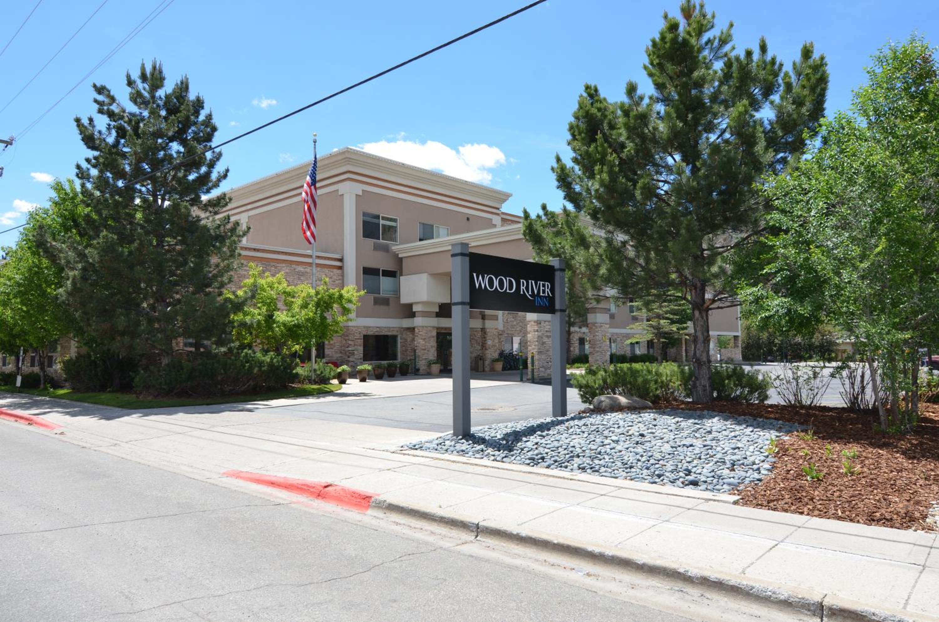 Wood River Inn  Suite - Property Image 1