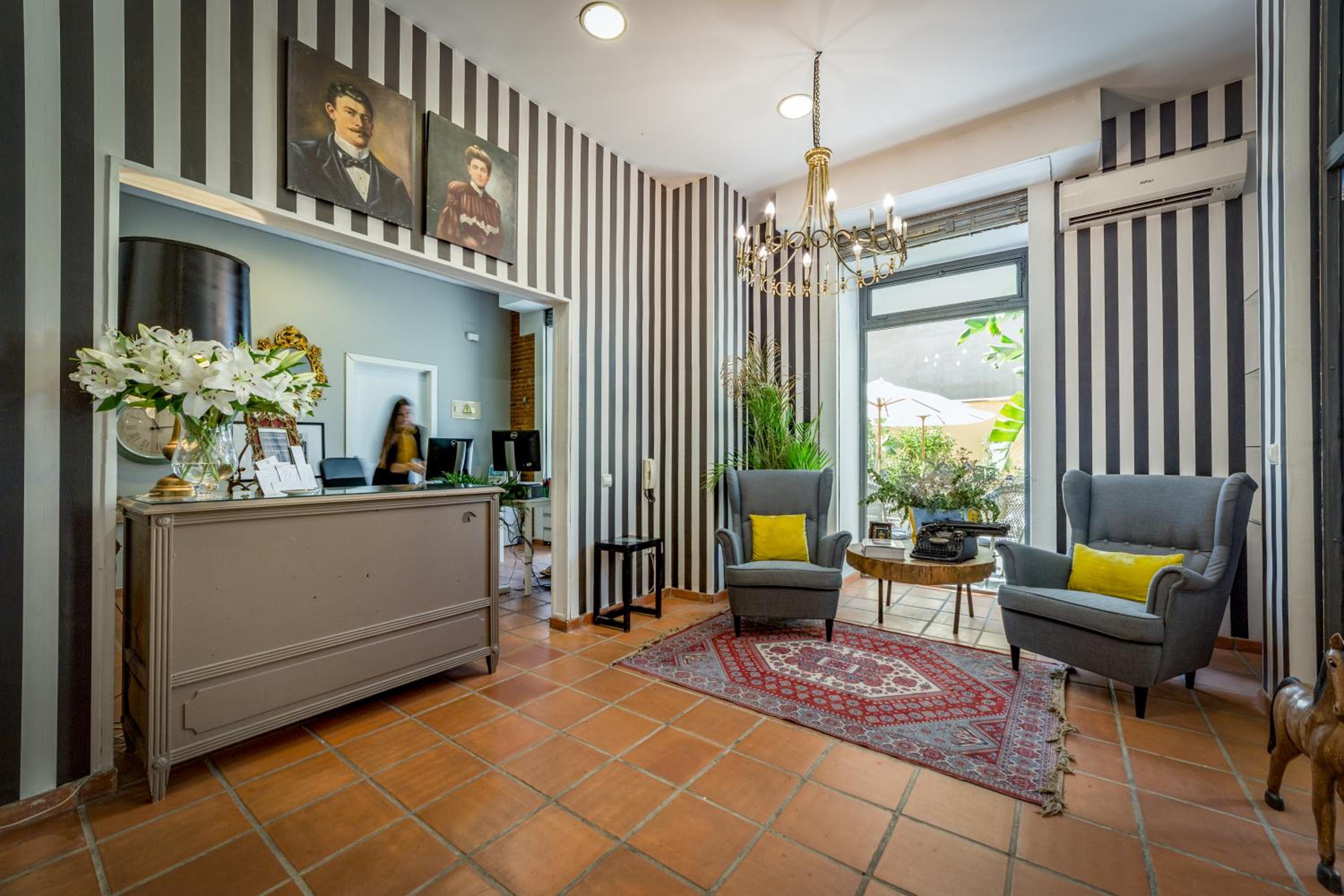 Palacio de Rojas by Moontels