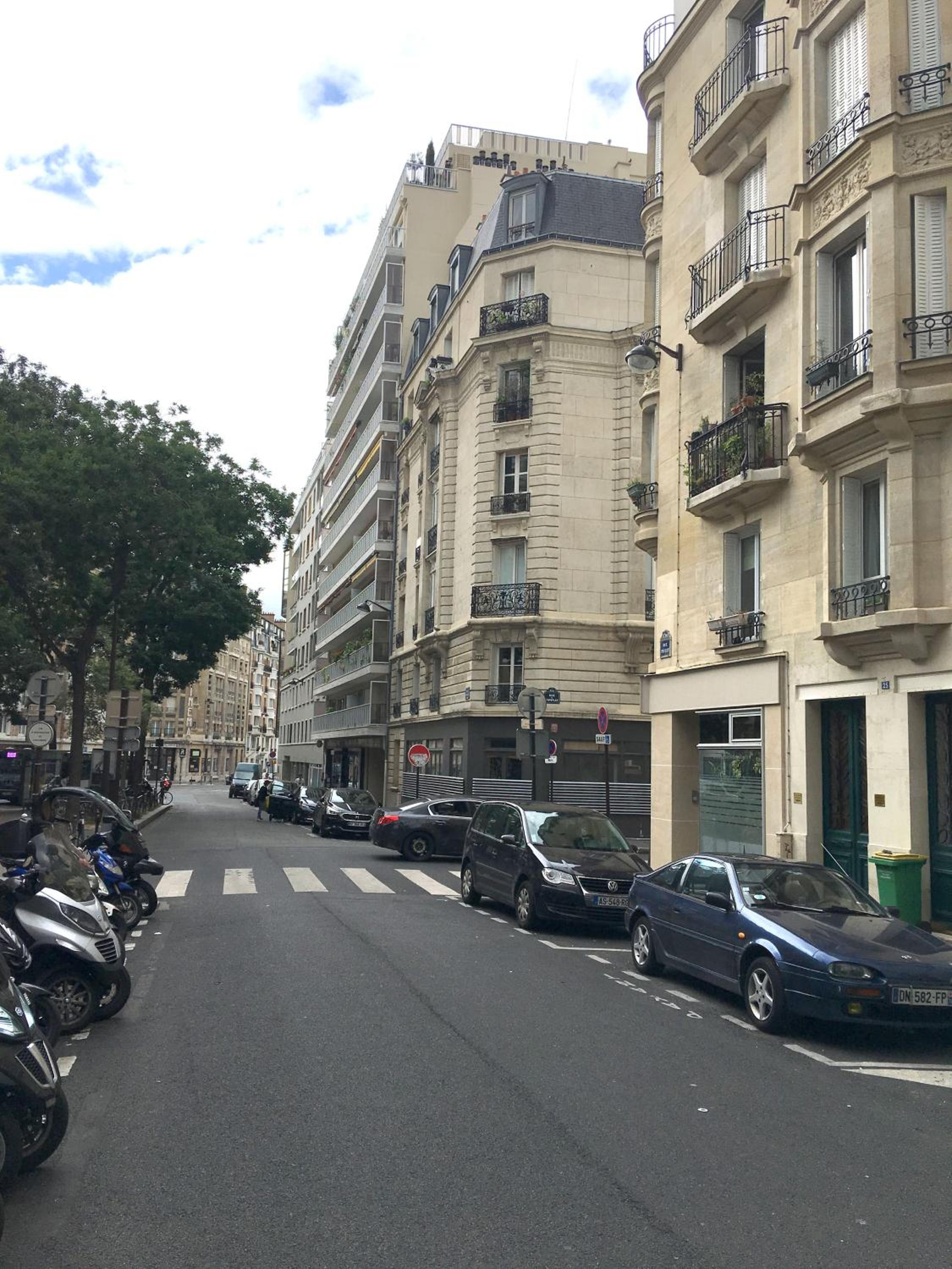 Red Flat Paris