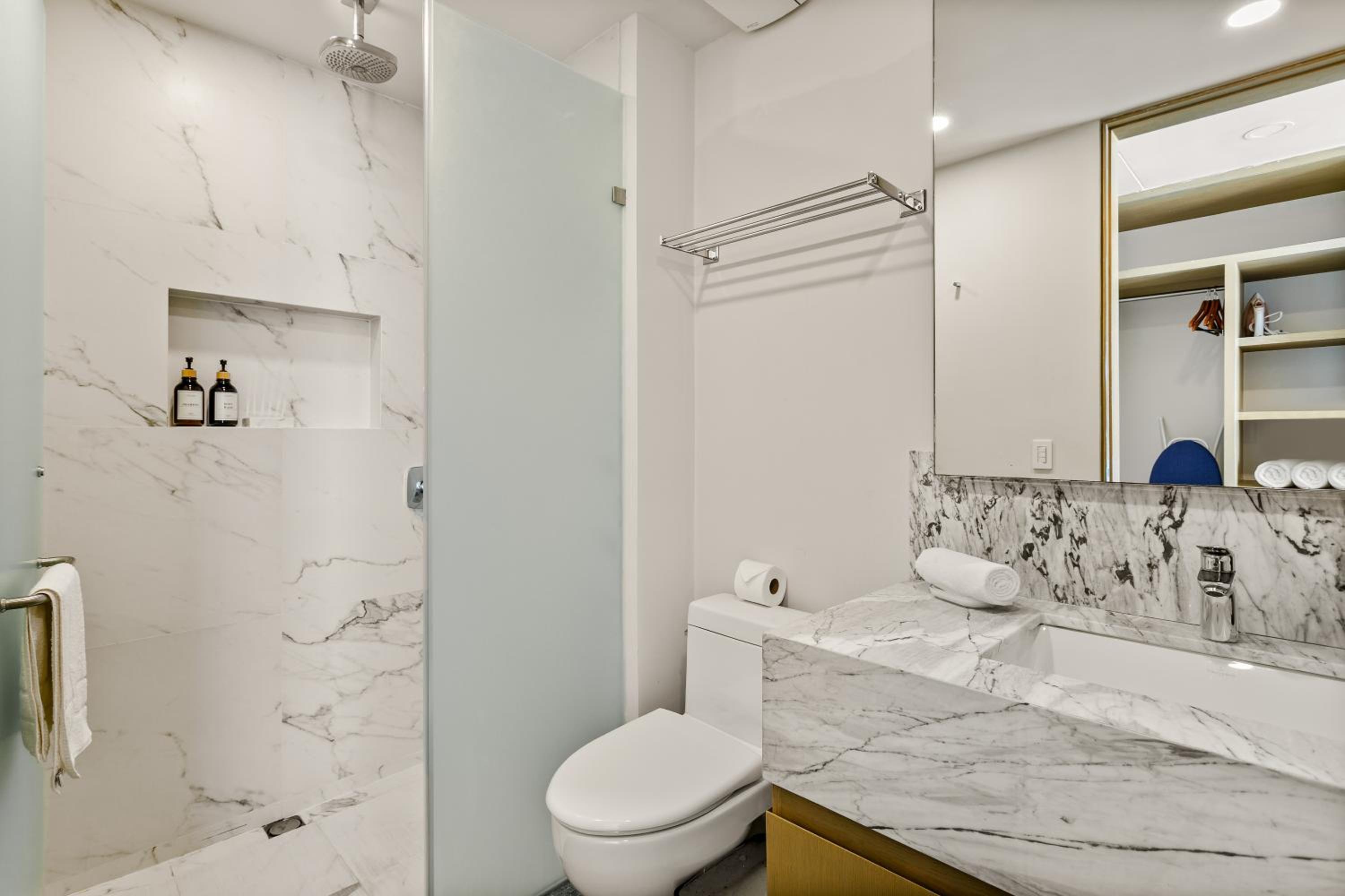 Business studio-apartment near the beach