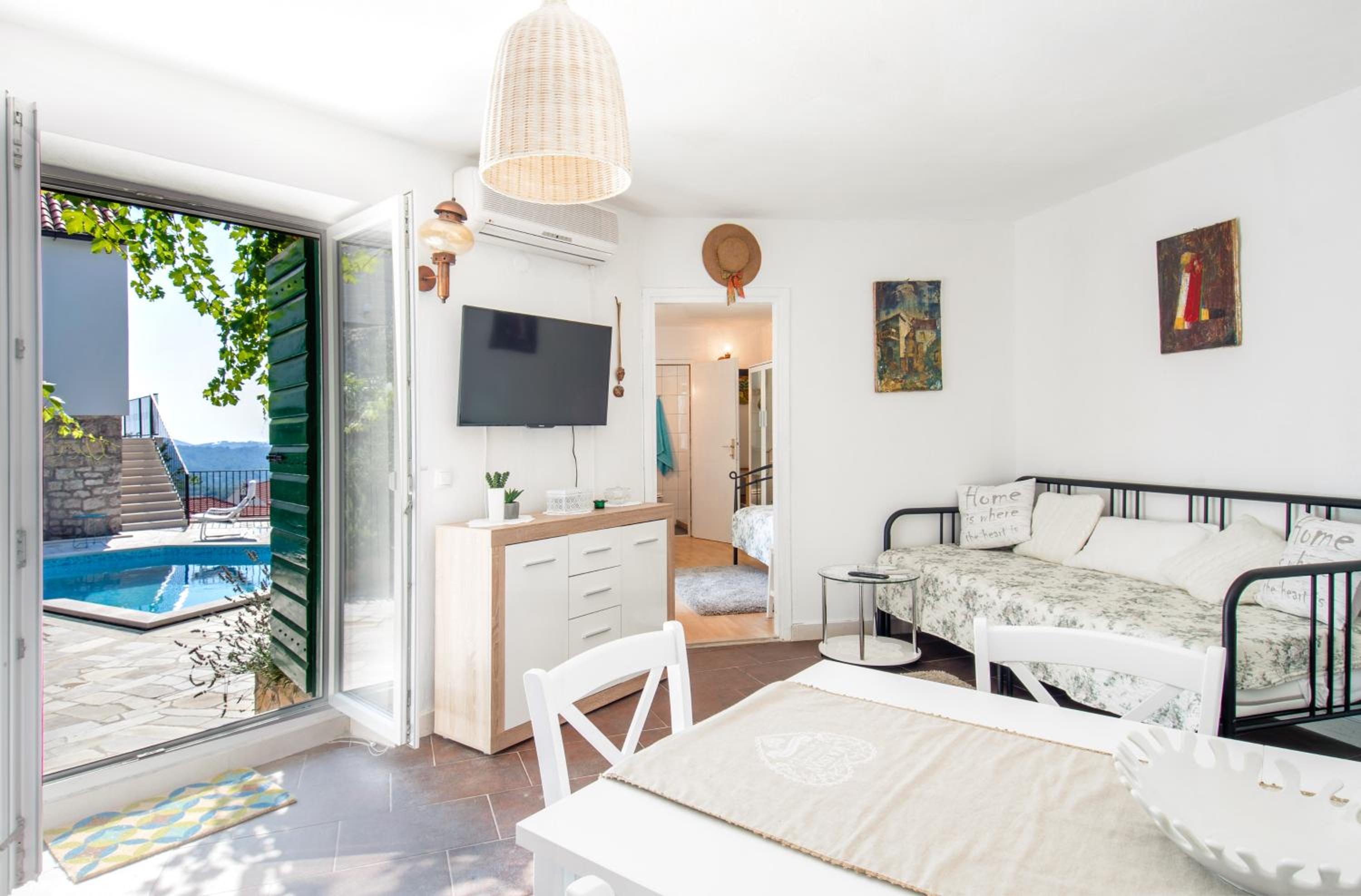Humac Villa Vero Apartments view 3
