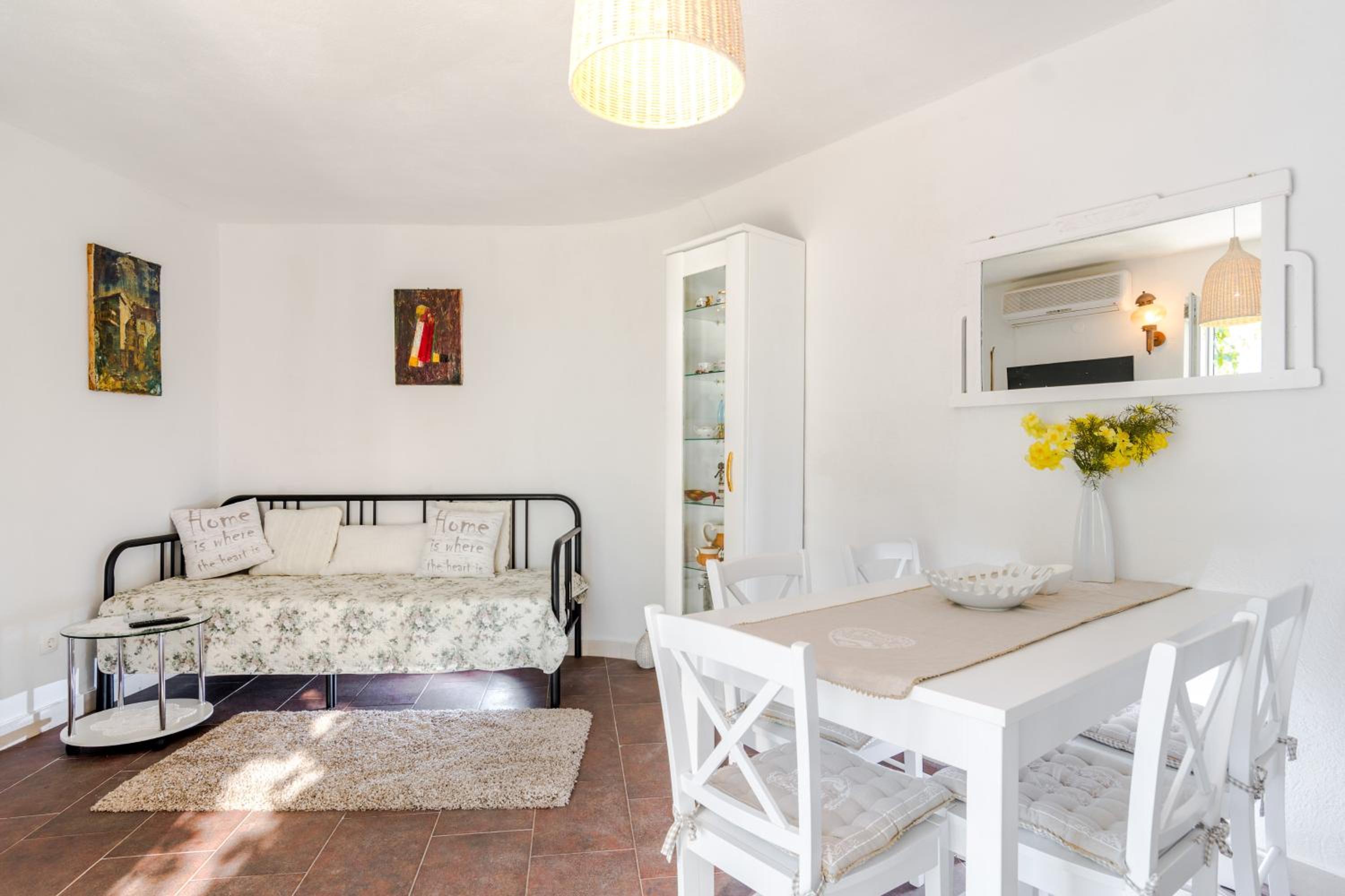 Humac Villa Vero Apartments view 2