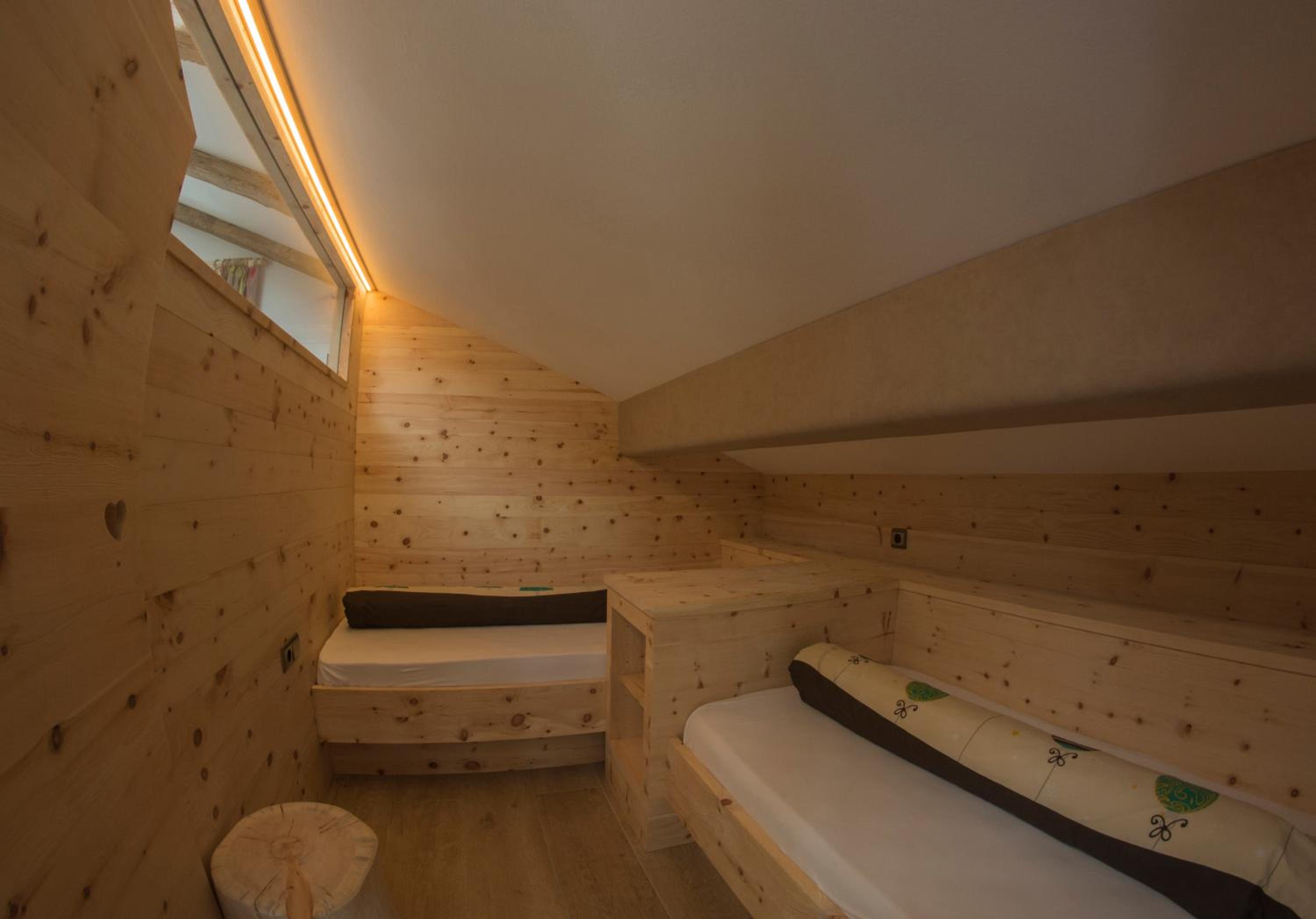 Apartments Edera