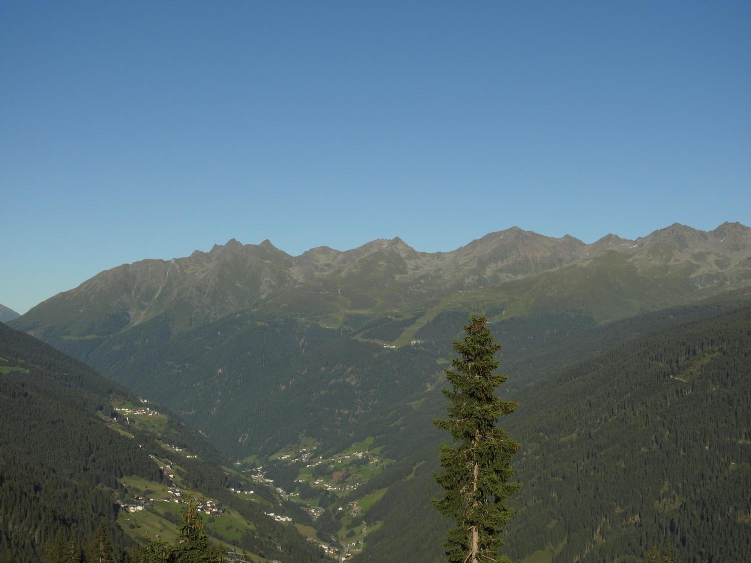 Hotel Alpenfrieden
