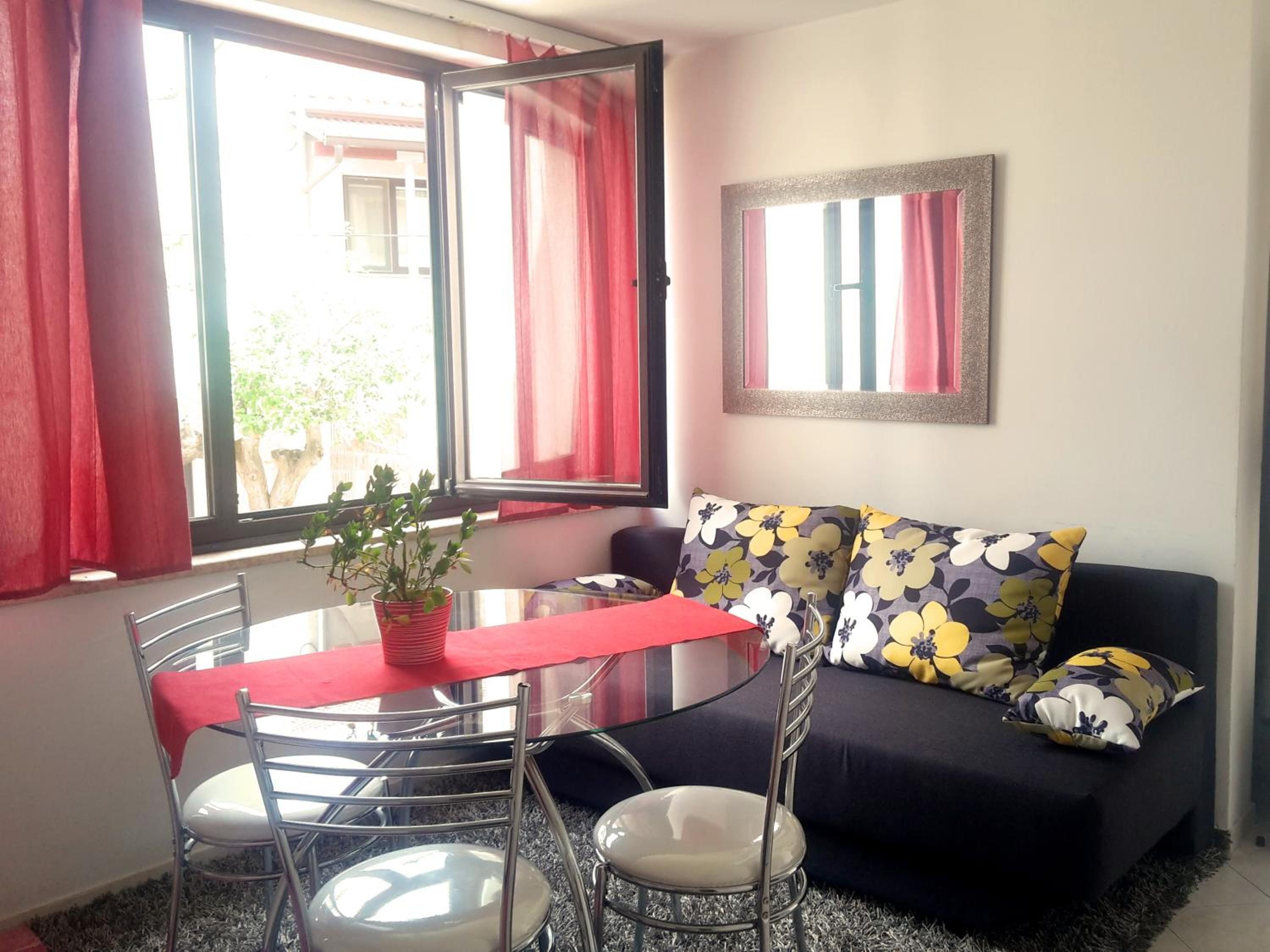 Gracia Apartments