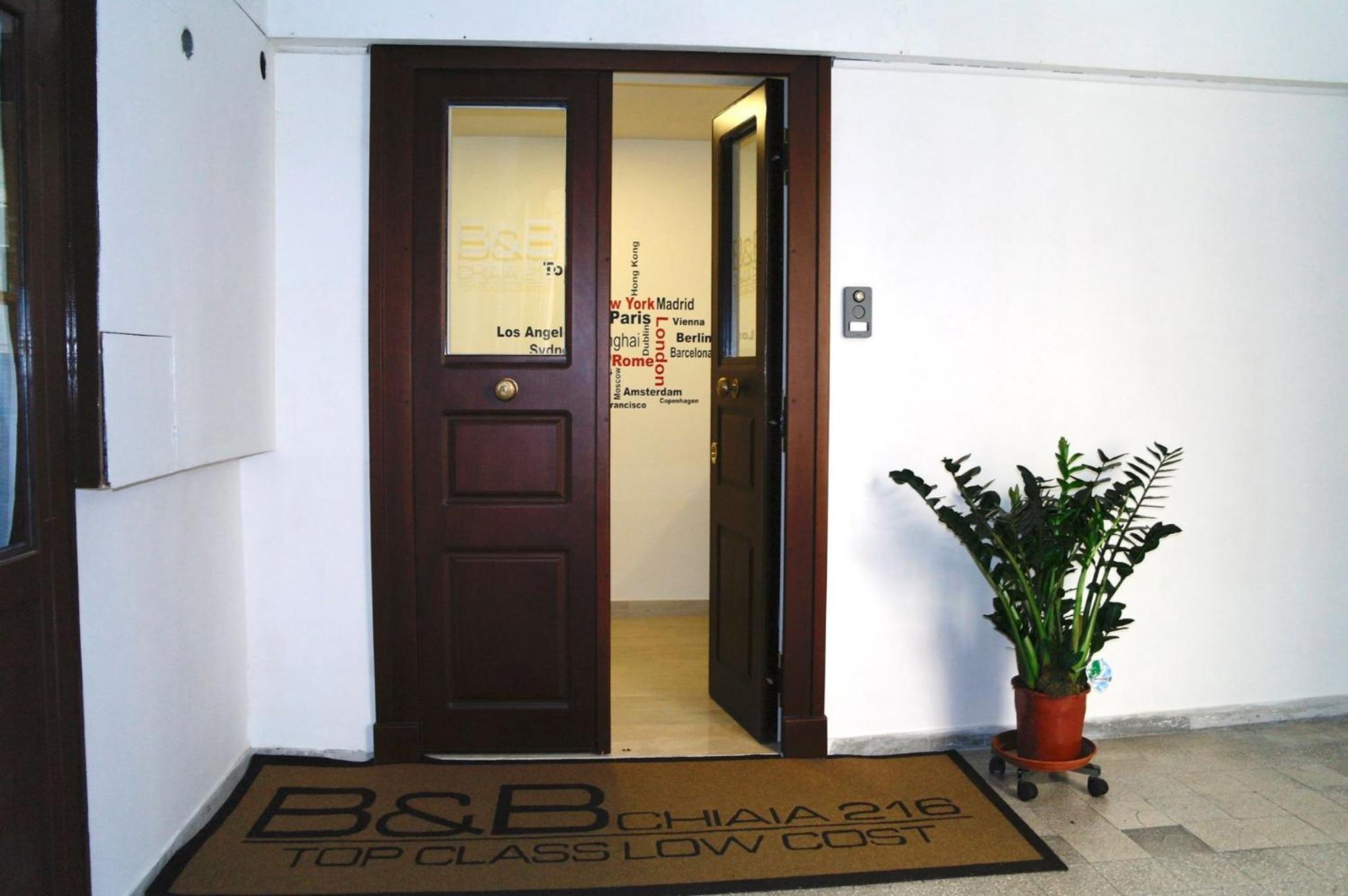 B&B Chiaia 216