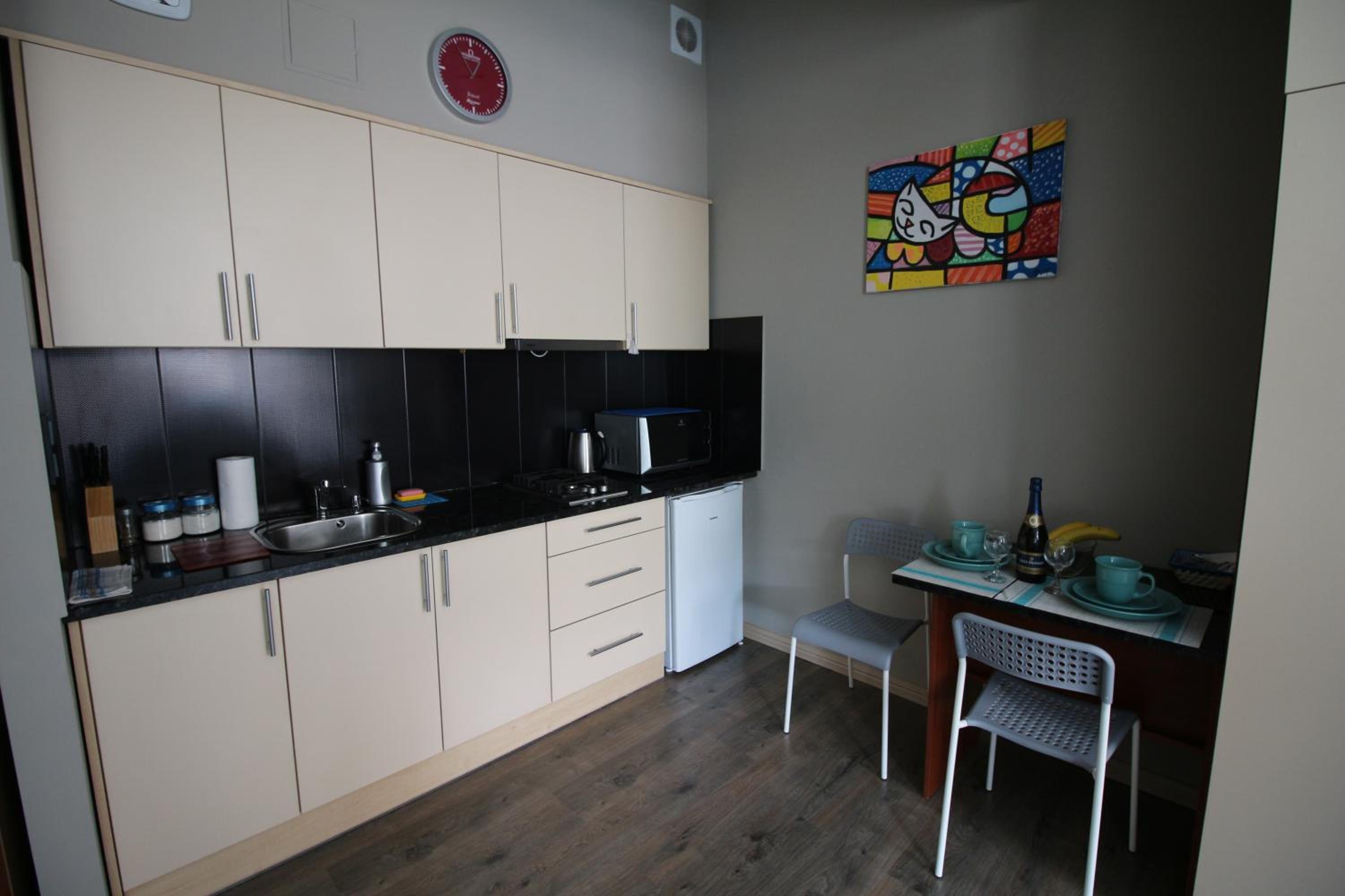 Cosy Apartment on Horodotska 86 view 3