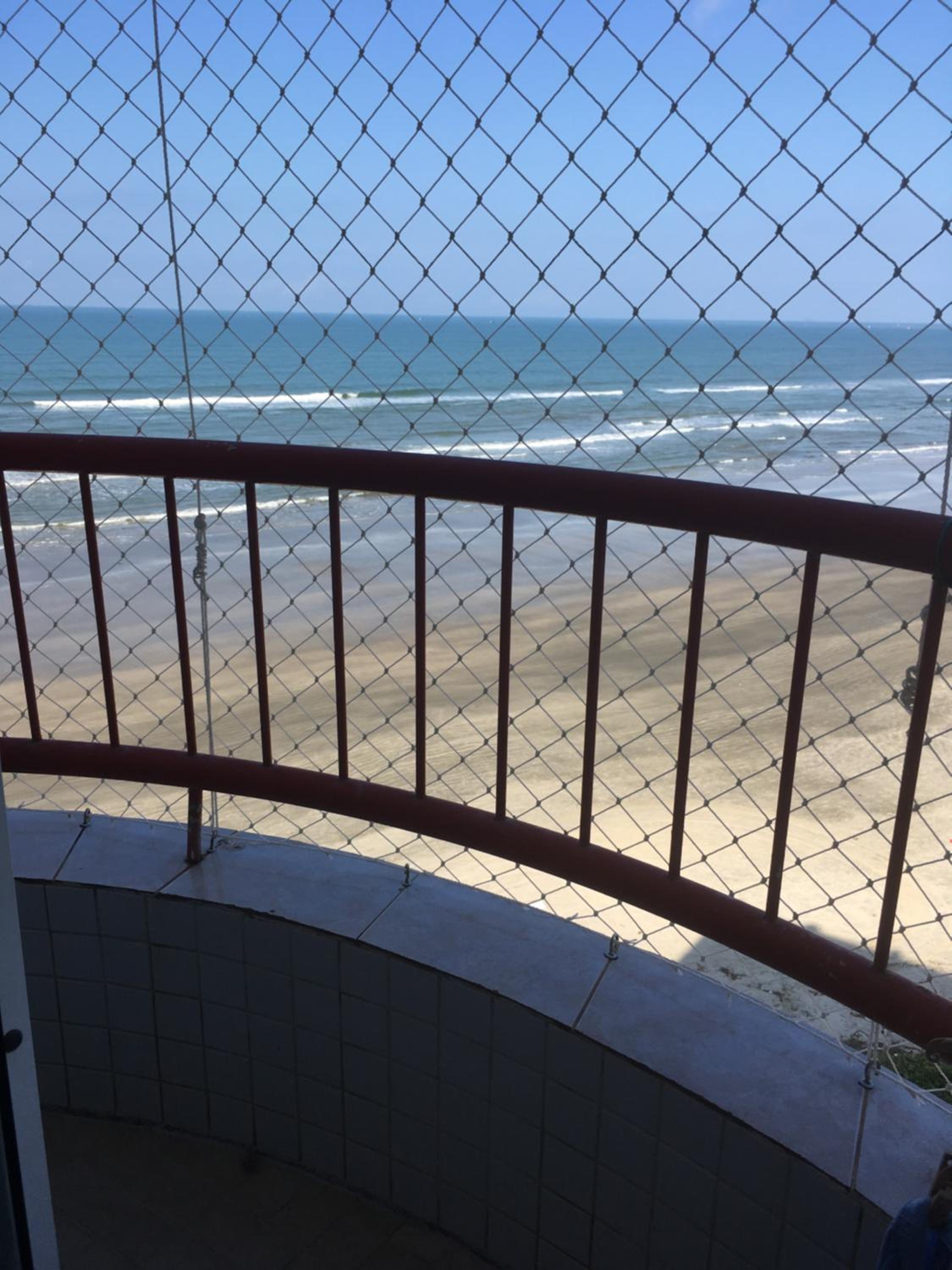 Apartamento pé na areia