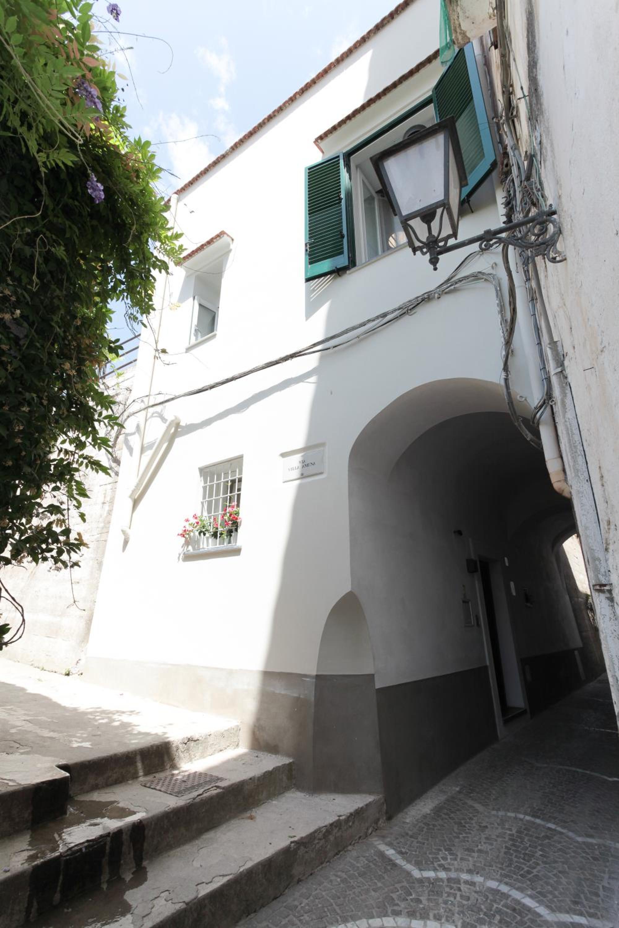 Photo 46