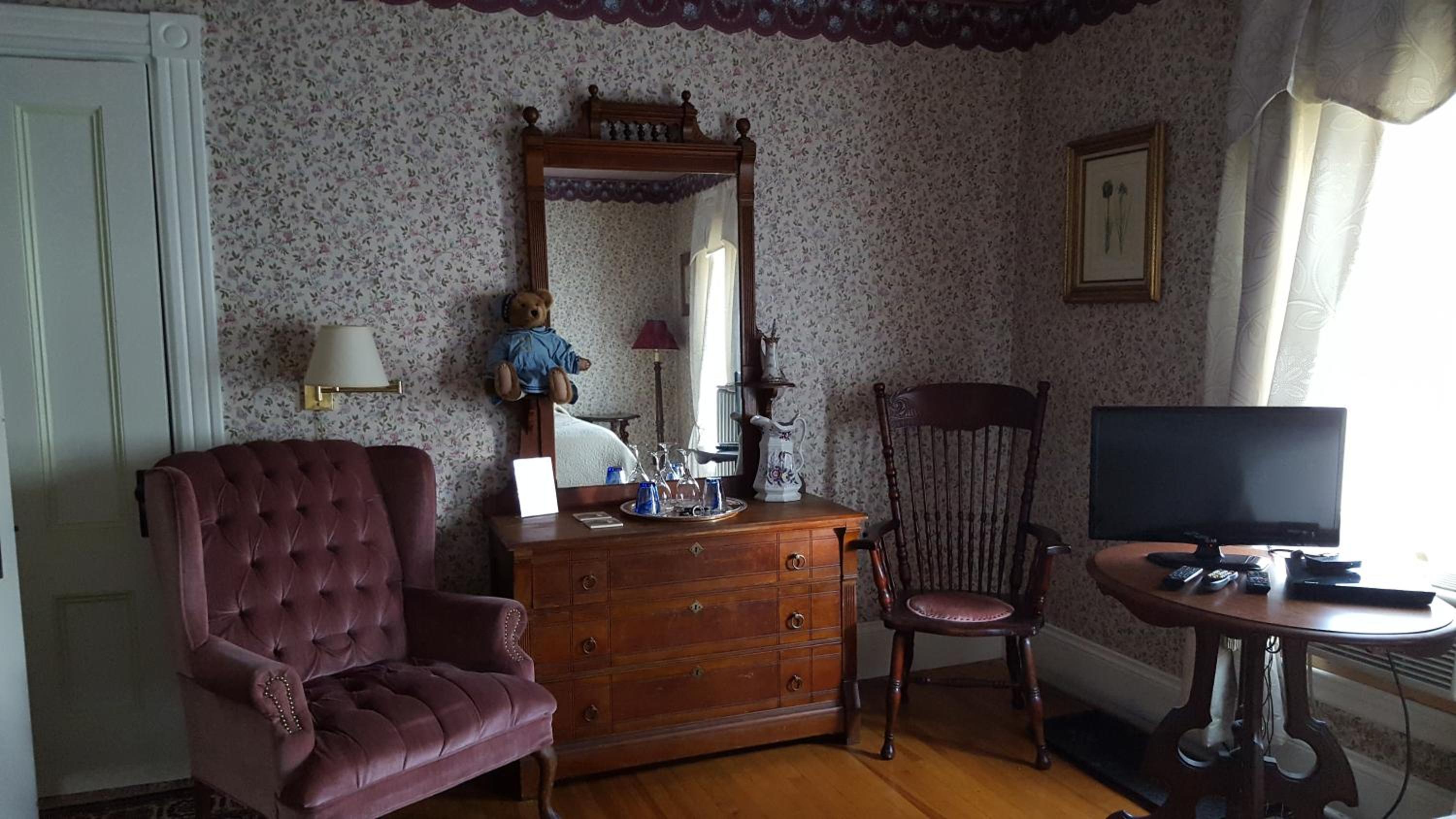 Holidae House Bed & Breakfast