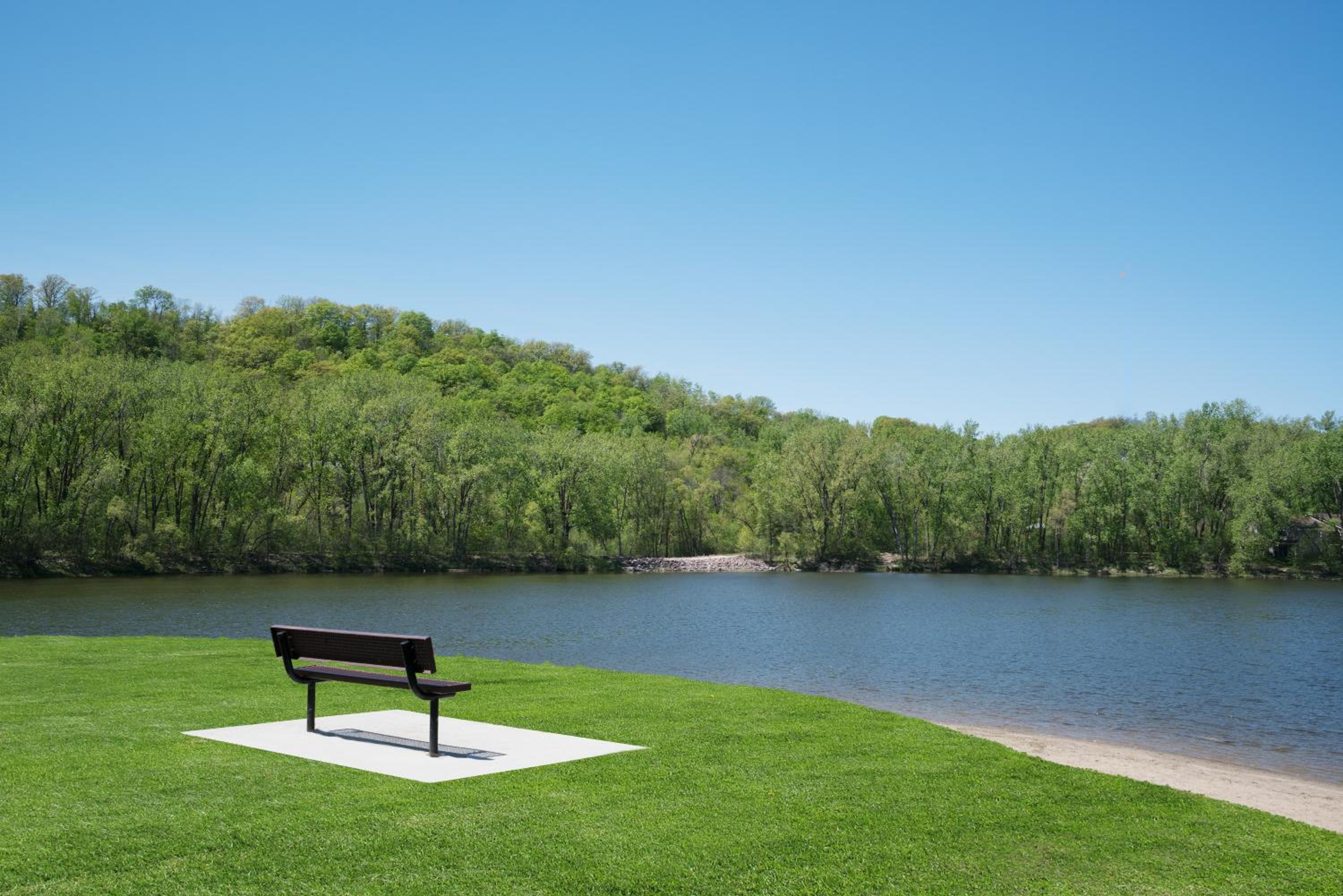 Mankato Vacations - Days Inn by Wyndham Mankato - Property Image 30