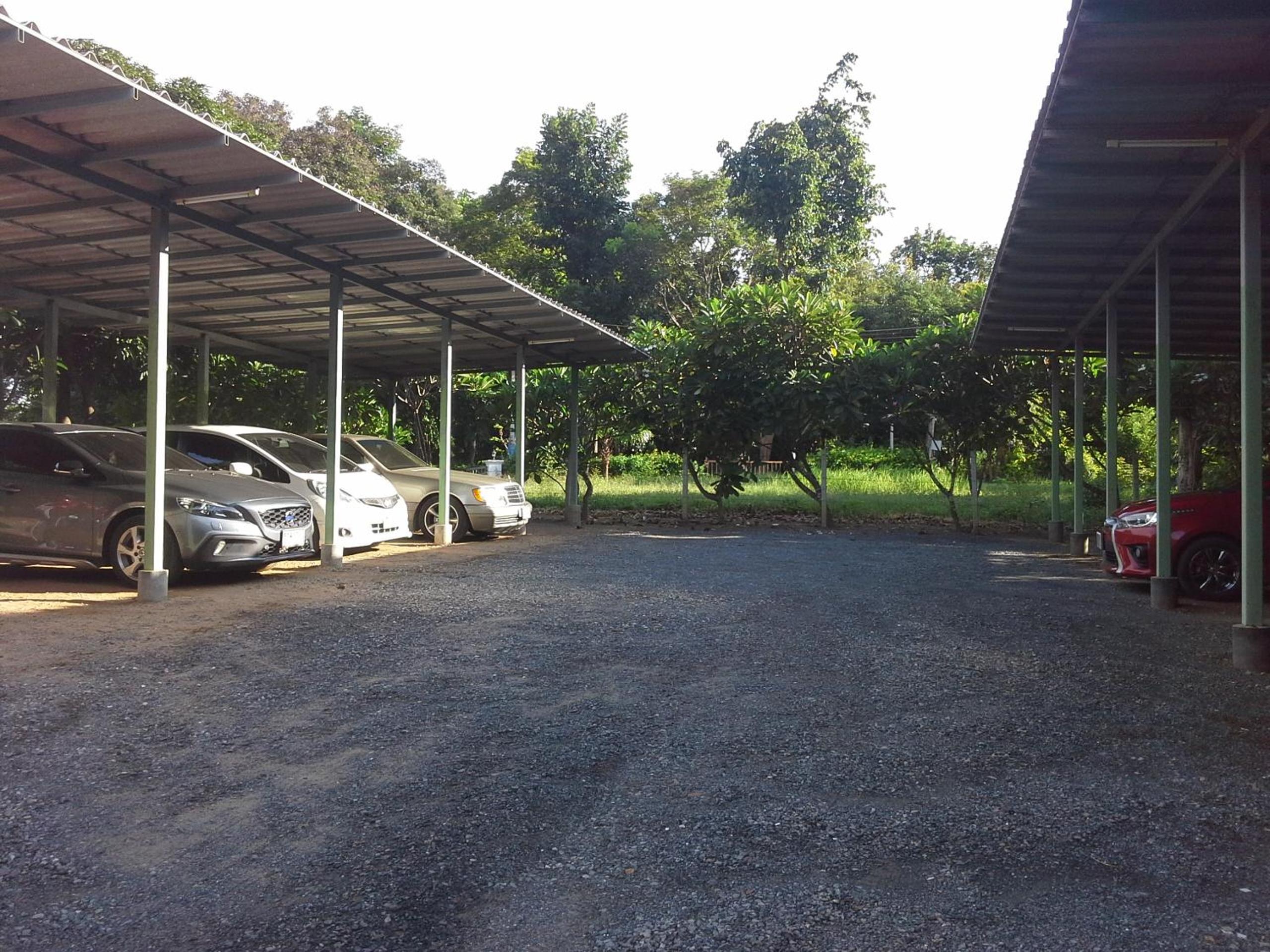 Chasorn Riverside Resort