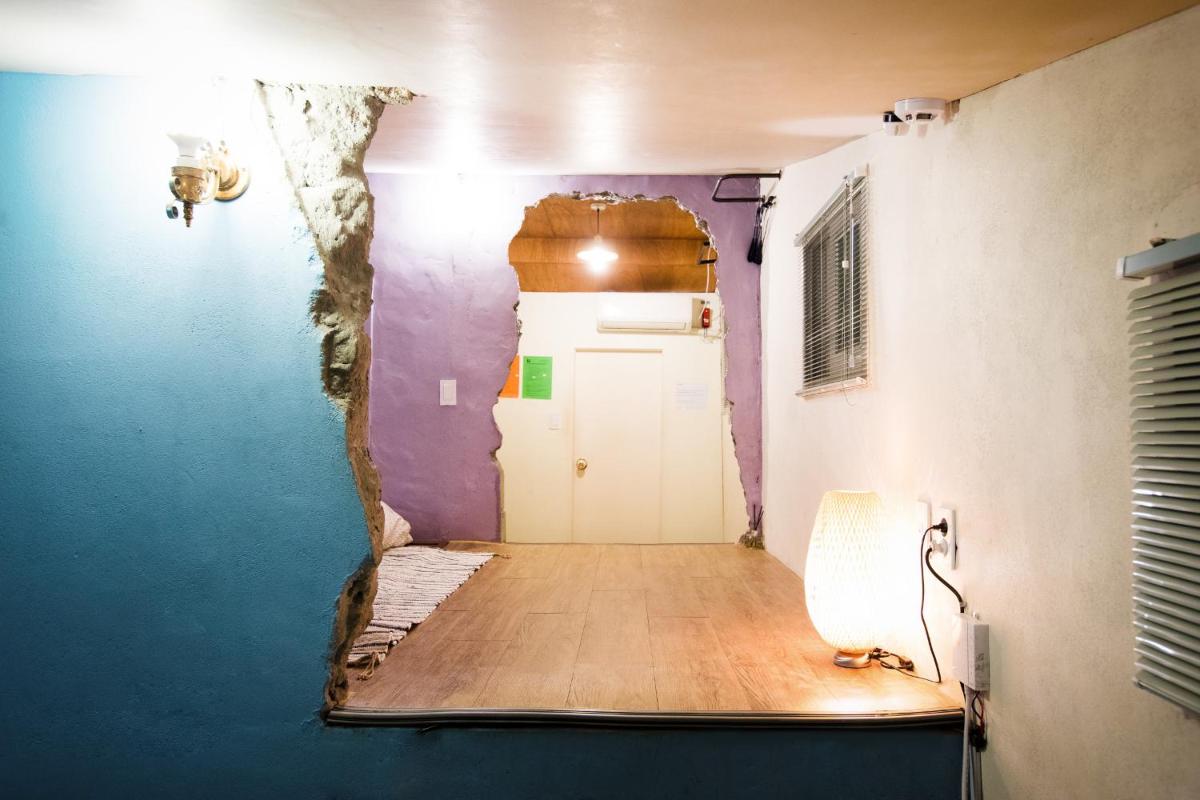 SISnBRO Guesthouse