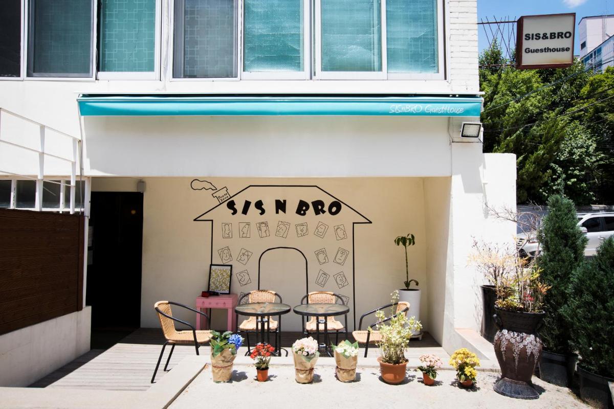 SISnBRO Guesthouse