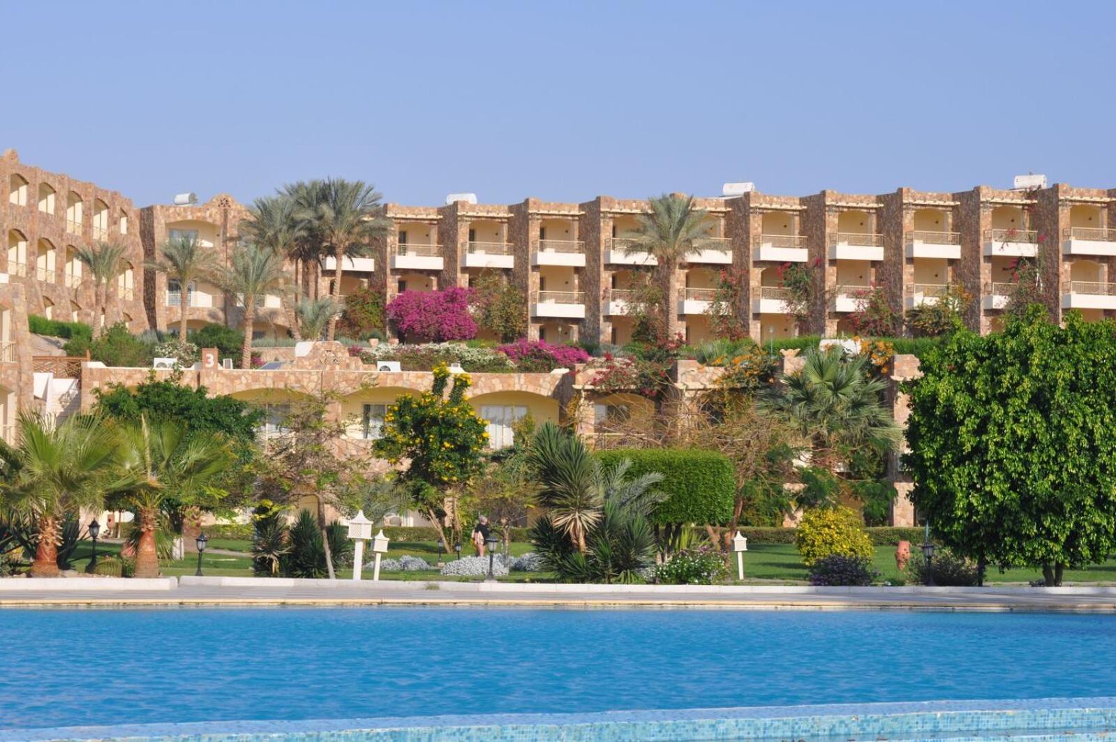 Brayka Bay Reef Resort