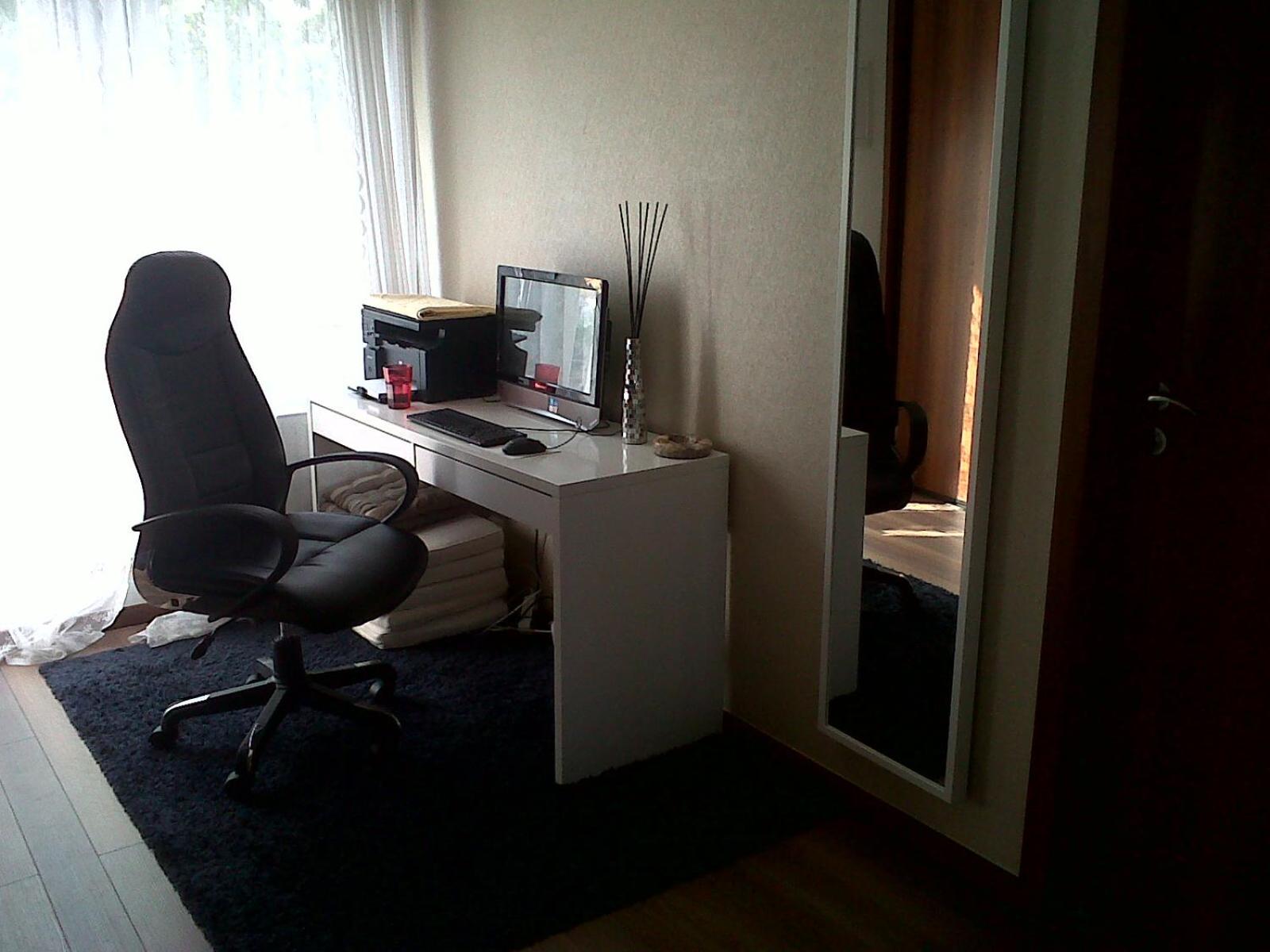 Walnut apartment with sauna and pond view 3