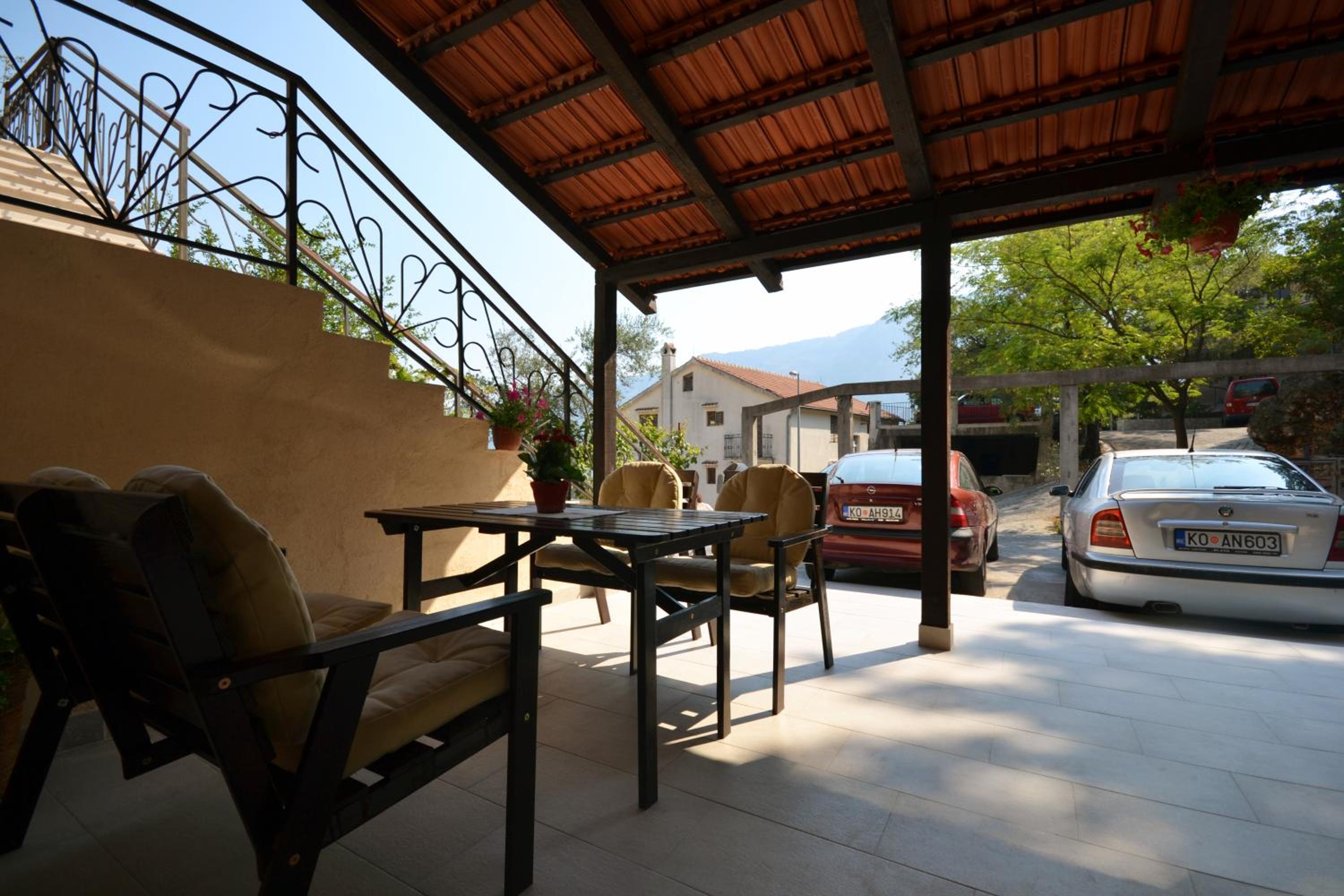 Apartments Dionis