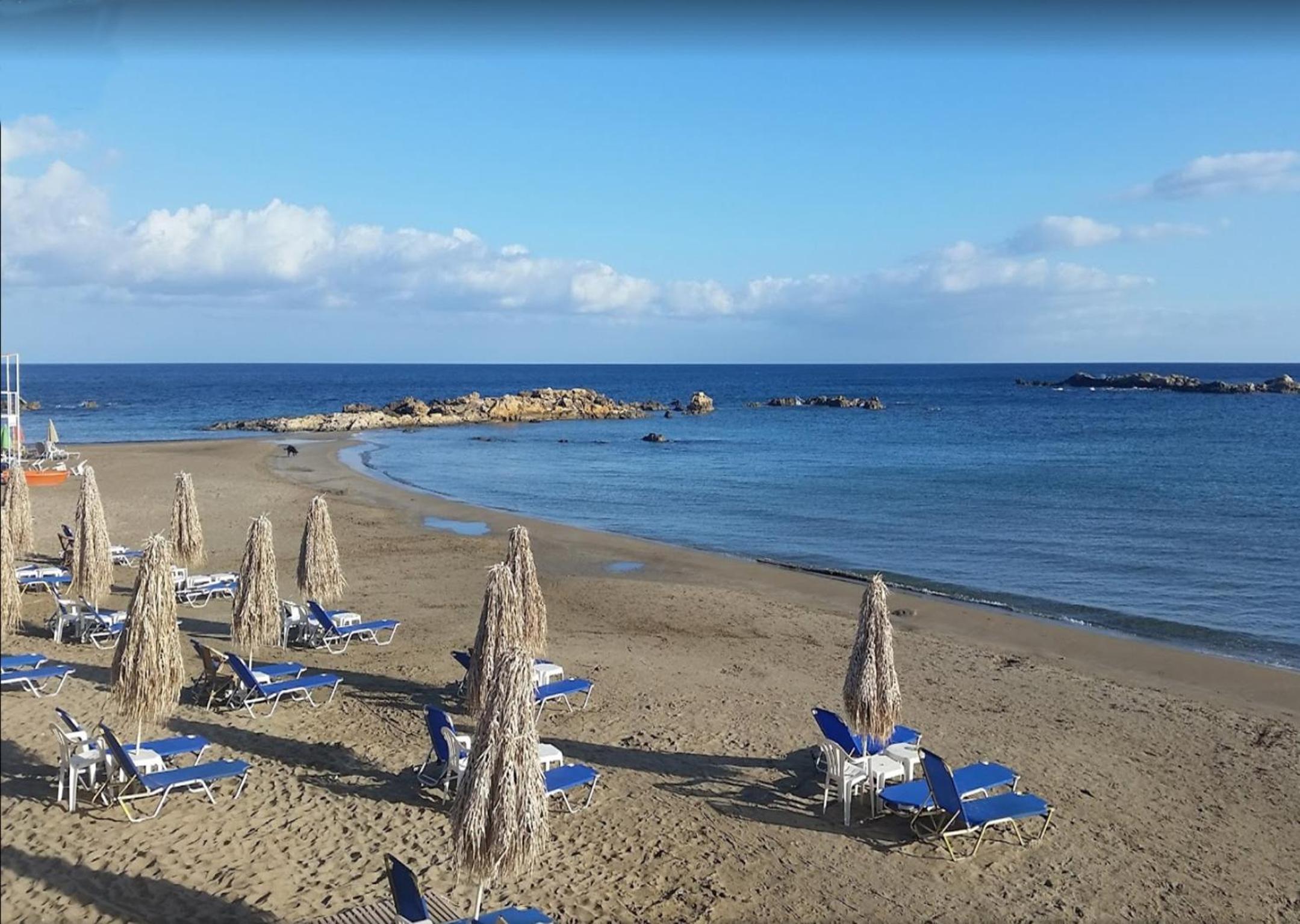 Sonja Beachfront Apartments