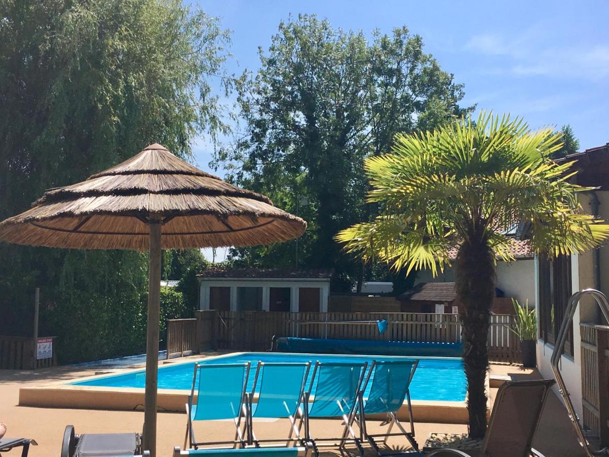 Caravaning Les Tourterelles view 5