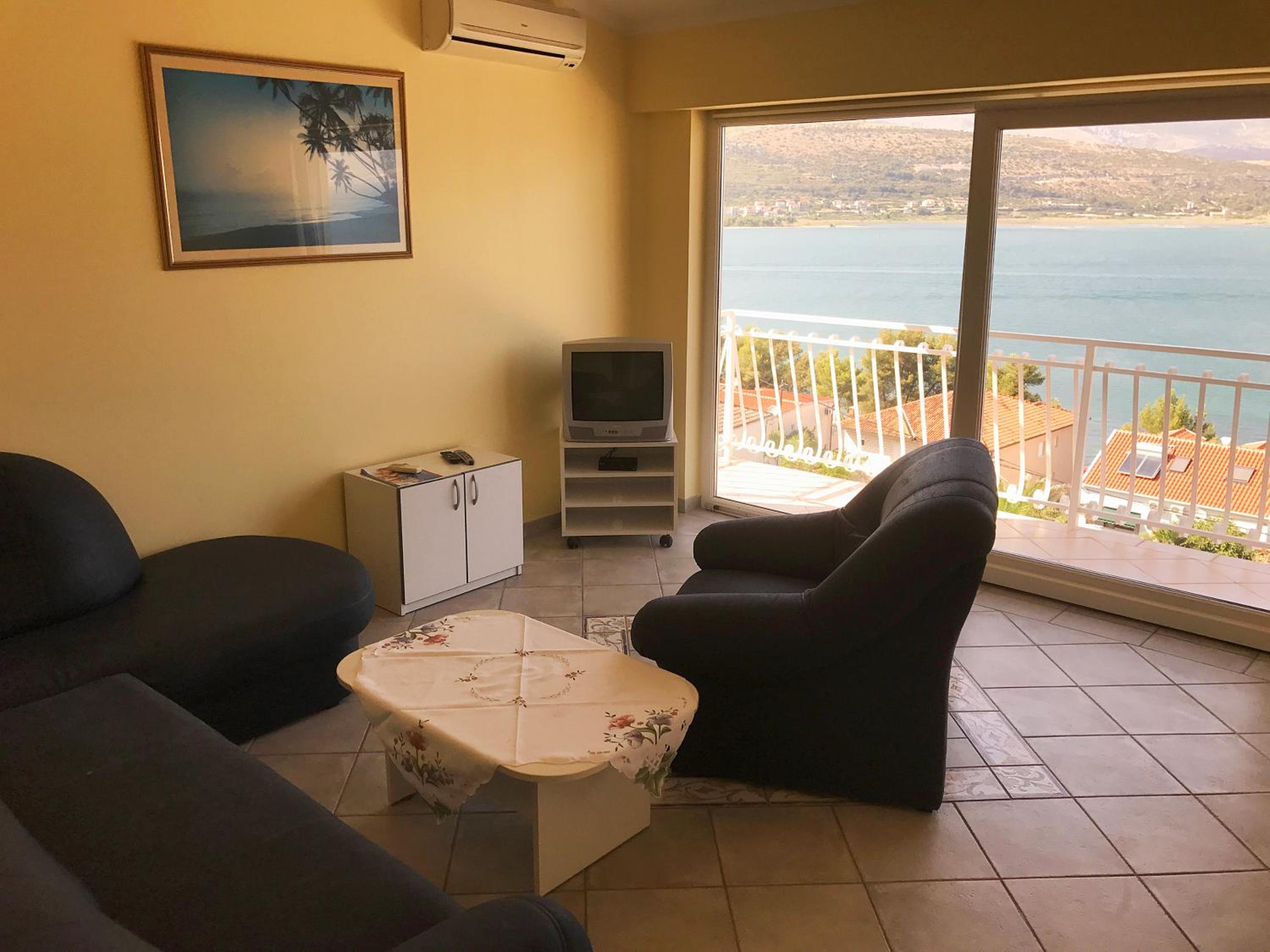 Antonio Apartments