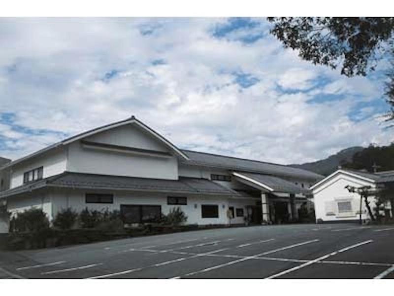 Yanagiya
