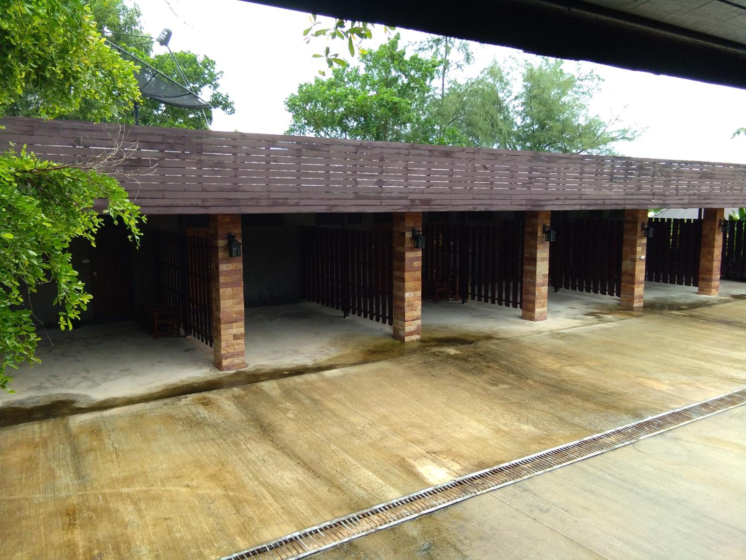 Pooma Resort
